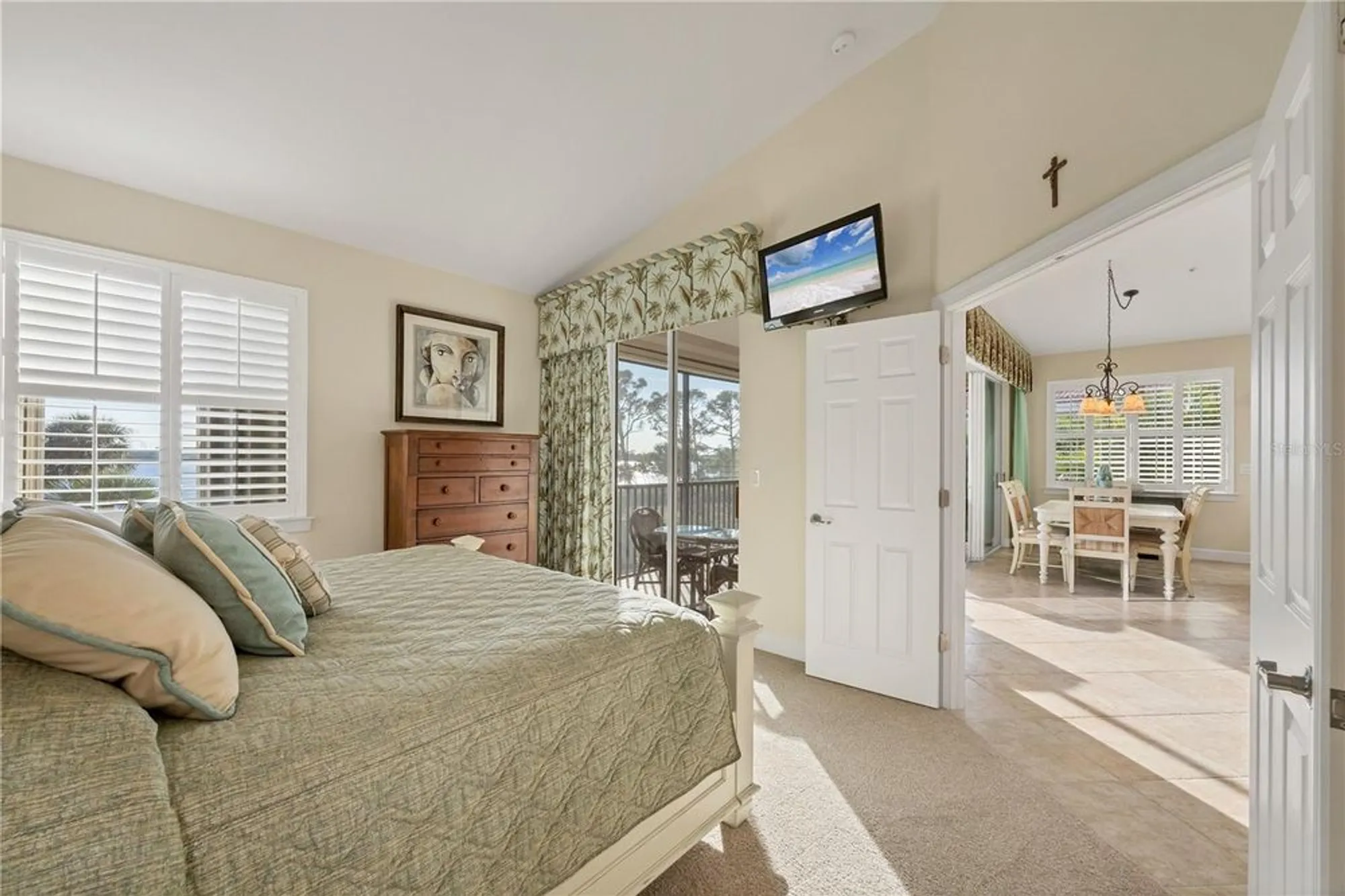 Property Slideshow image 15 of 44 | 4746 club dr # 202, Port Charlotte, FL, 33953