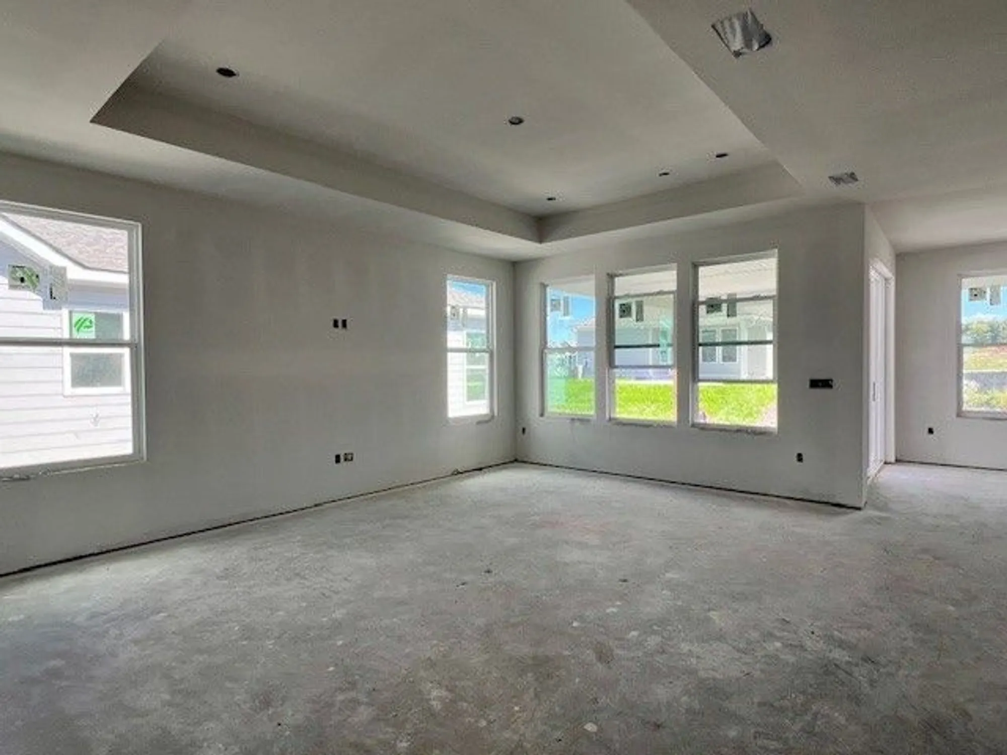 Property Slideshow image 4 of 20 | 407 stanza dr, Murfreesboro, TN, 37128