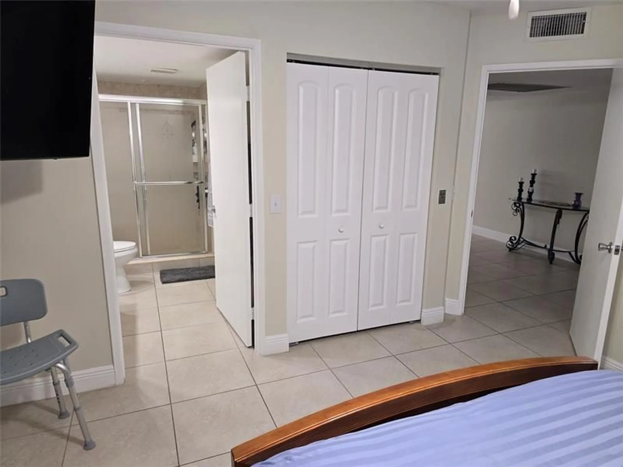Property Slideshow image 9 of 40 | 1200 sw 137th ave 312e, Pembroke Pines, FL, 33027