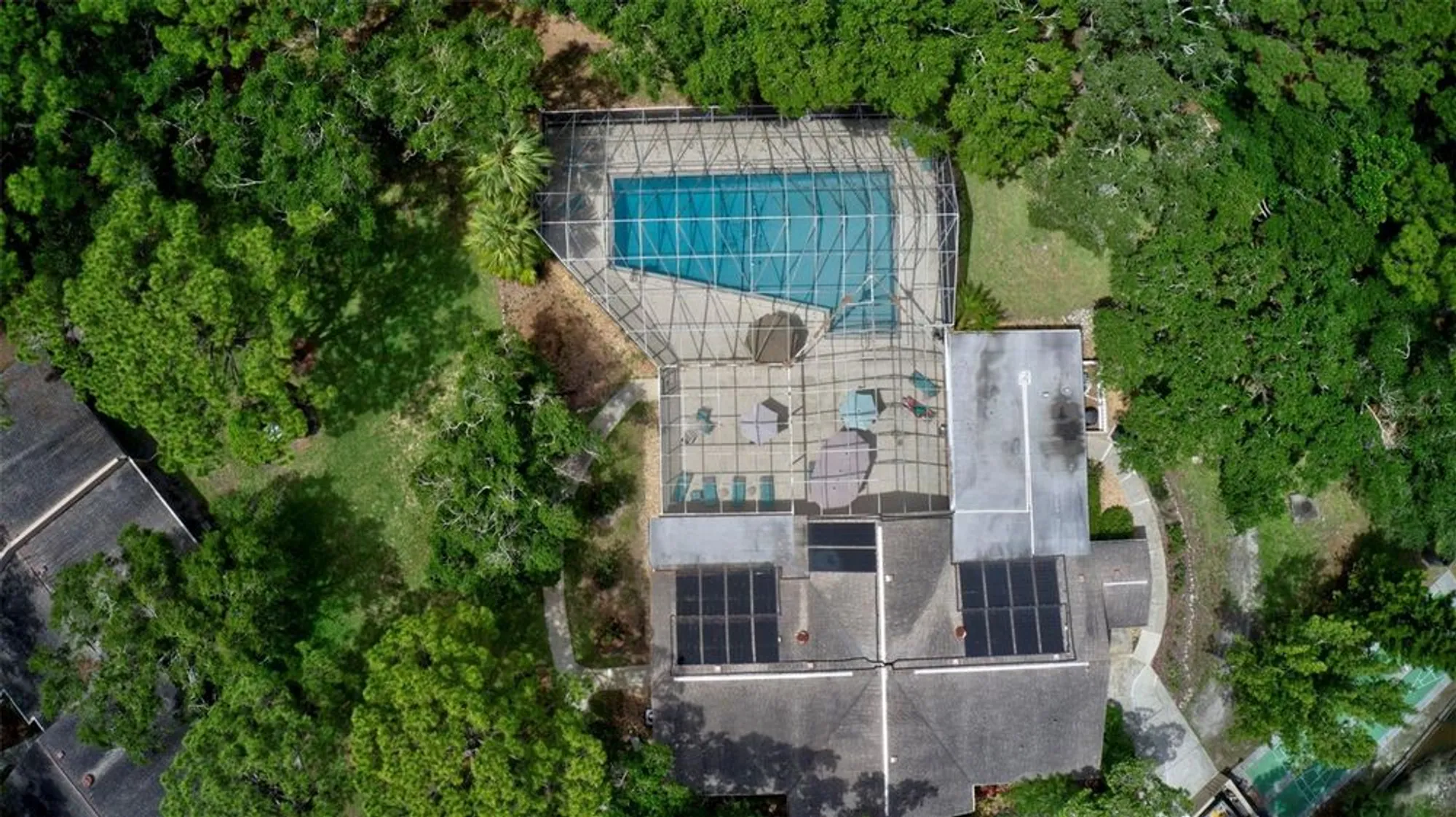 Property Slideshow image 37 of 42 | 1214 tallywood dr 7020, Sarasota, FL, 34237