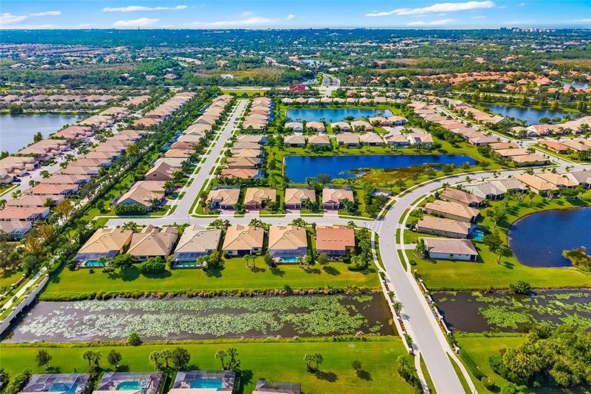 Property Slideshow image 9 of 83 | 11192 whimbrel ln, Sarasota, FL, 34238