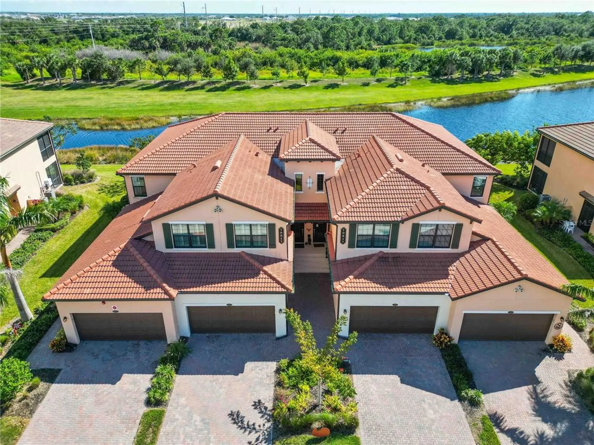 Property Slideshow image 57 of 92 | 10817 tarflower dr unit 201, Venice, FL, 34293