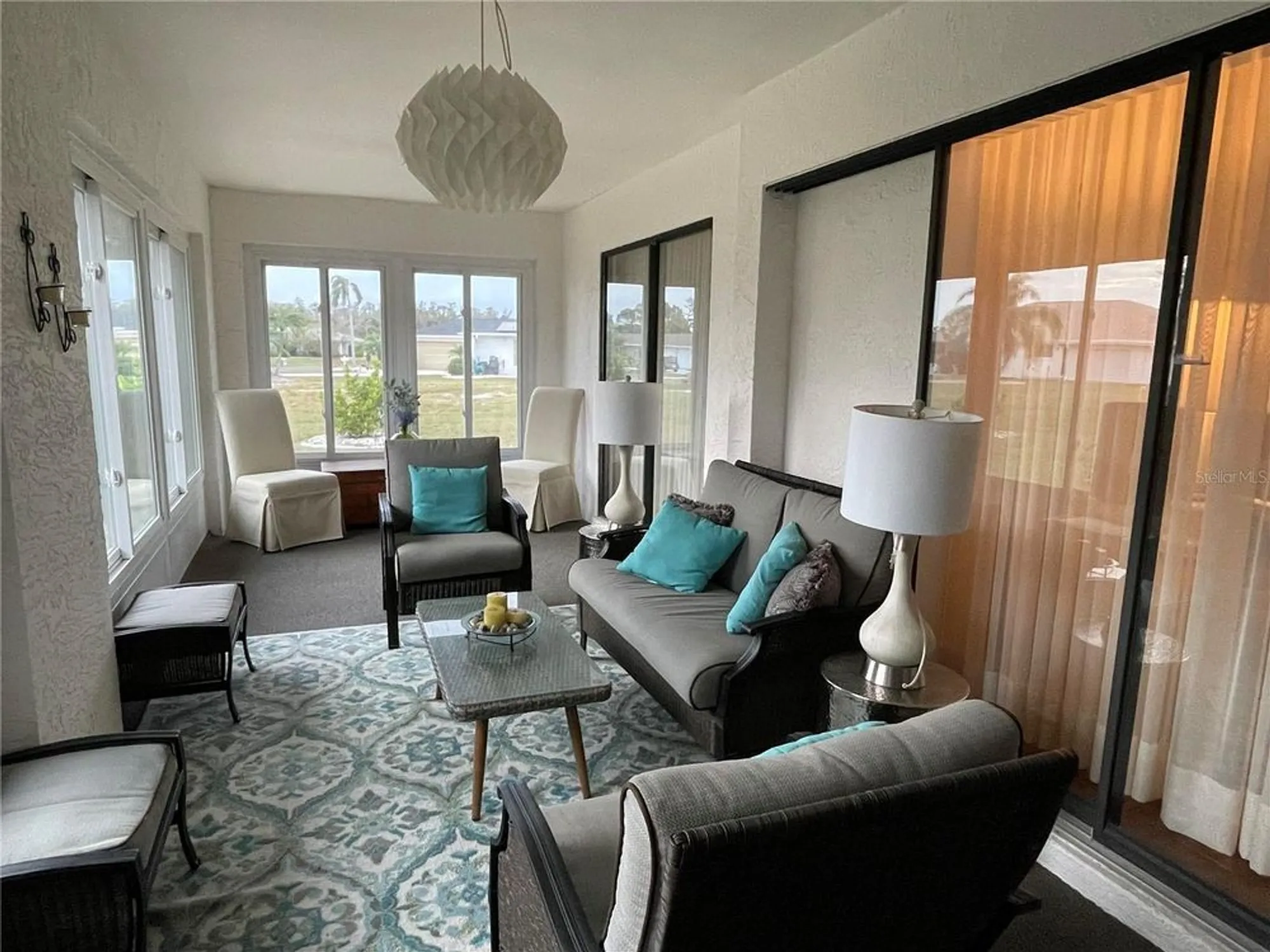 Property Slideshow image 20 of 22 | 420 s brockfield dr, Sun City Center, FL, 33573