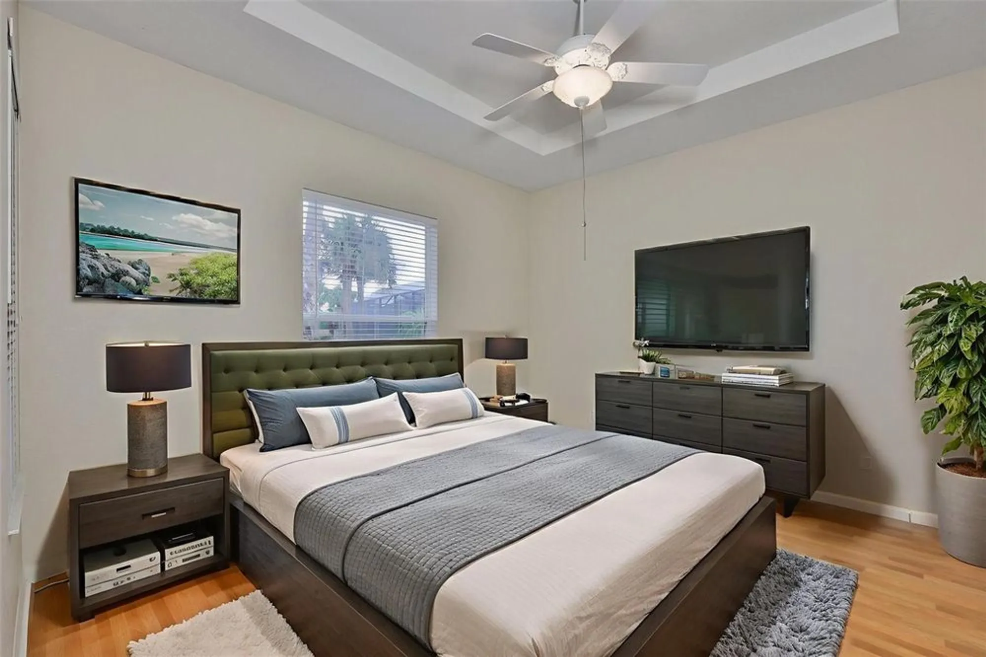 Property Slideshow image 18 of 40 | 840 king leon way, Sun City Center, FL, 33573