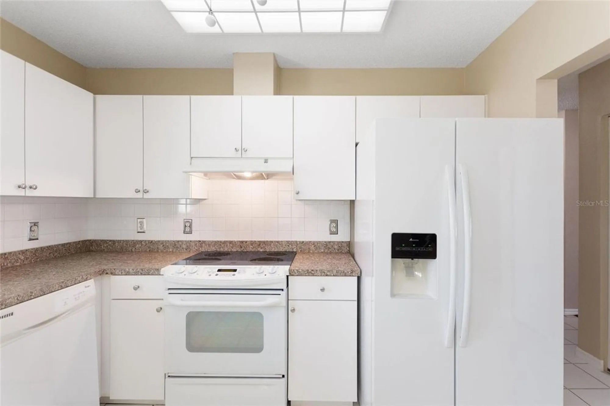 Property Slideshow image 12 of 49 | 679 fort duquesna dr, Sun City Center, FL, 33573