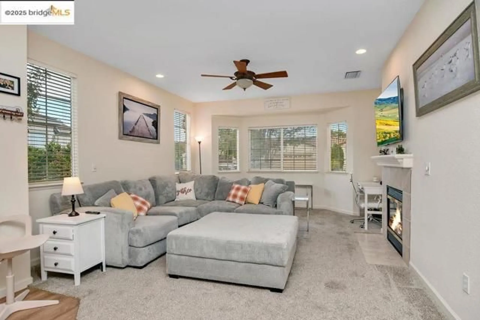 Property Slideshow image 12 of 28 | 716 turnberry ter, Rio Vista, CA, 94571