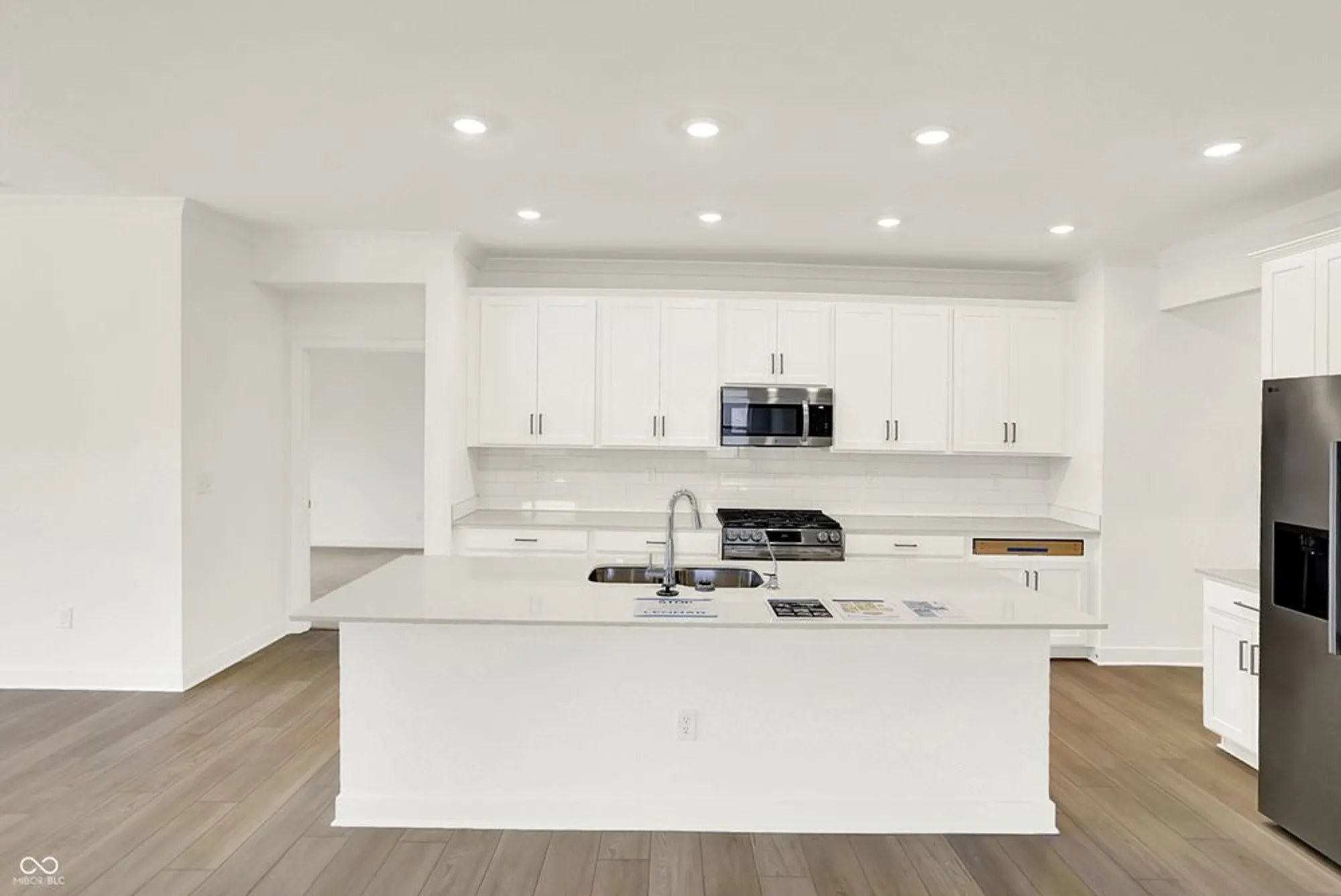 Property Slideshow image 14 of 40 | 5357 nettleton way, Avon, IN, 46123