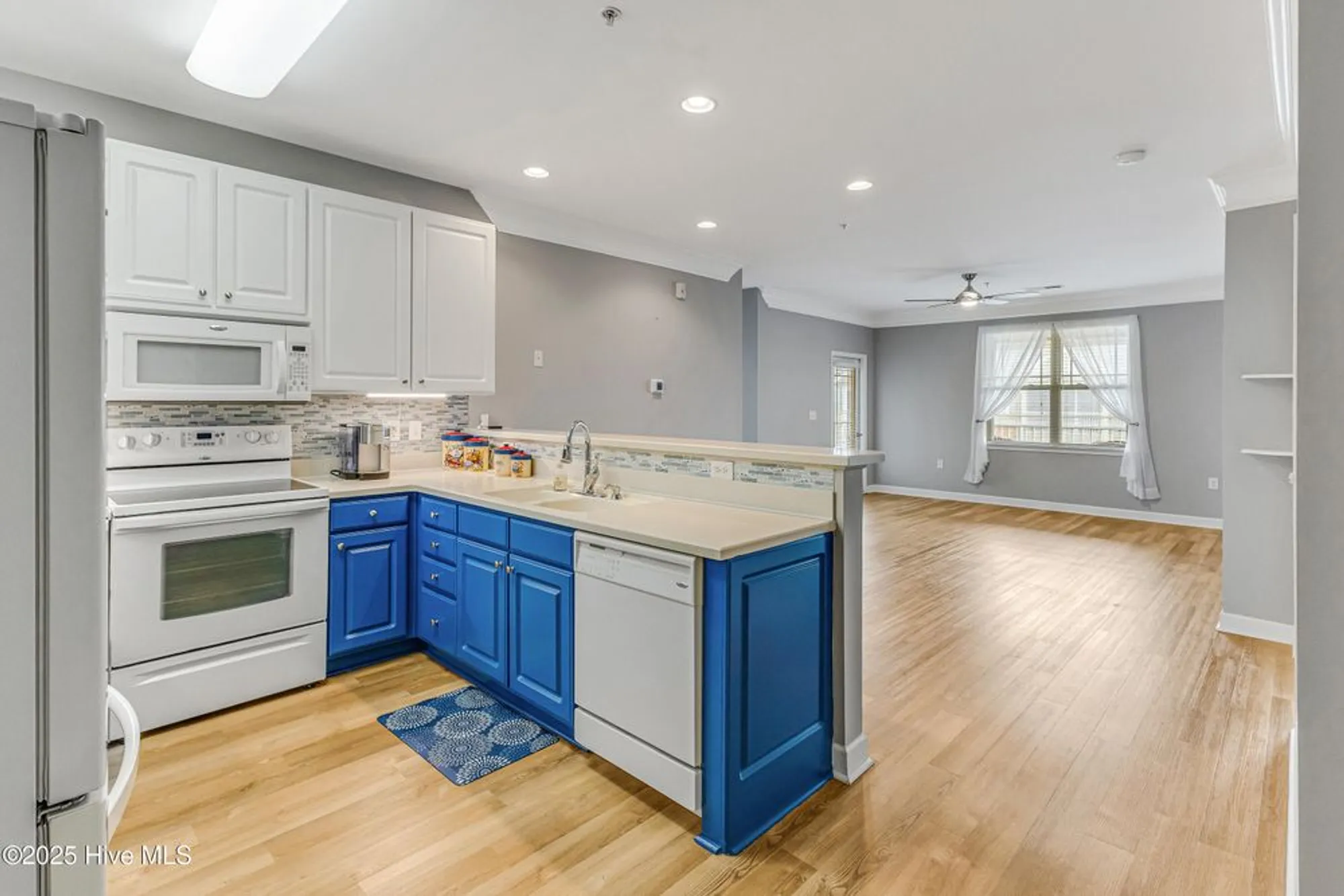 Property Slideshow image 4 of 50 | 395 s crow creek dr 1518, Calabash, NC, 28467