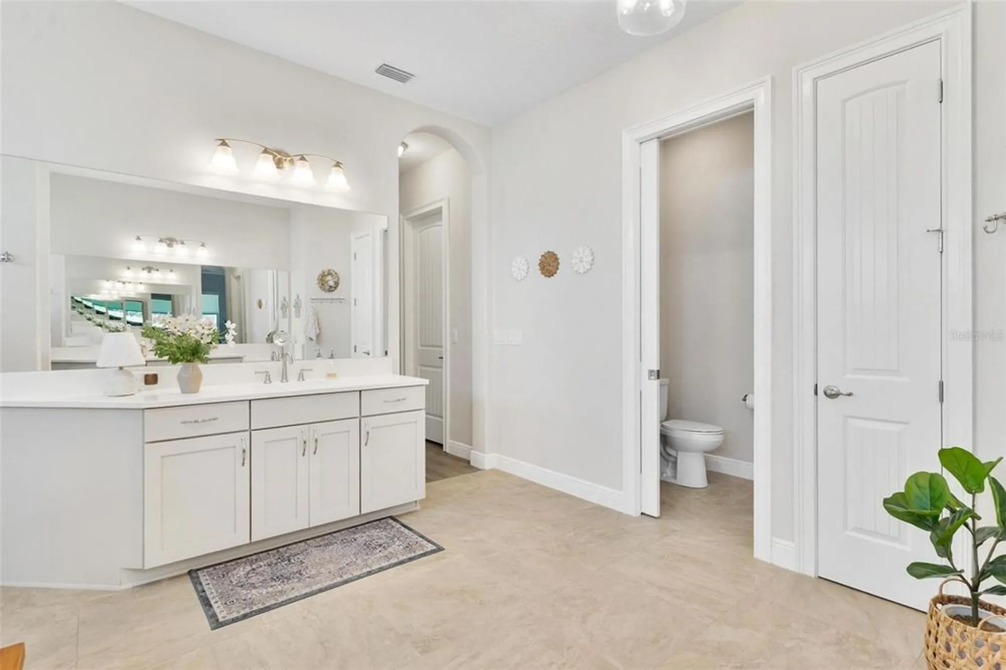 Property Slideshow image 26 of 56 | 5066 greens dr, Lady Lake, FL, 32159