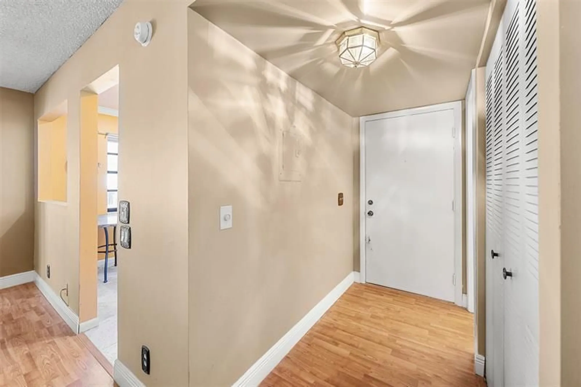 Property Slideshow image 2 of 10 | 94 capri b b, Delray Beach, FL, 33484