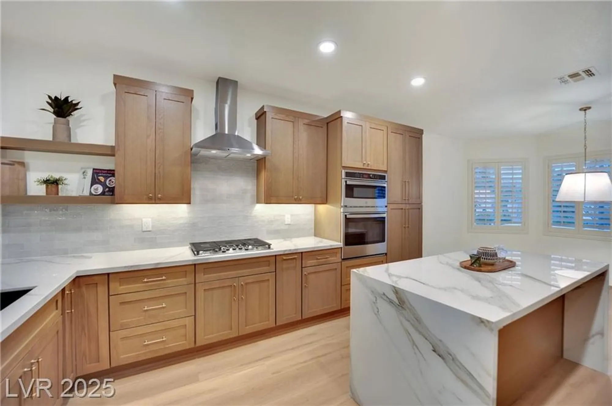 Property Slideshow image 8 of 37 | 1668 wellington springs ave, Henderson, NV, 89052