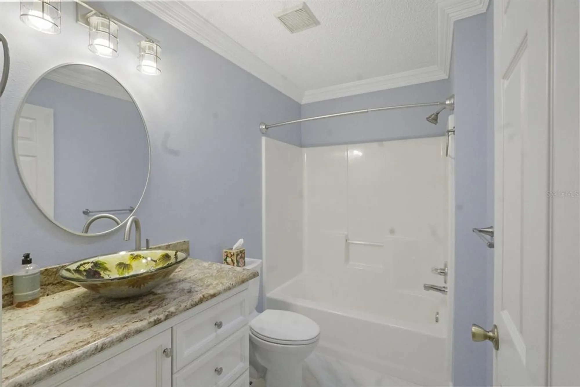 Property Slideshow image 15 of 32 | 17423 se 77th helmsdale ct, The Villages, FL, 32162