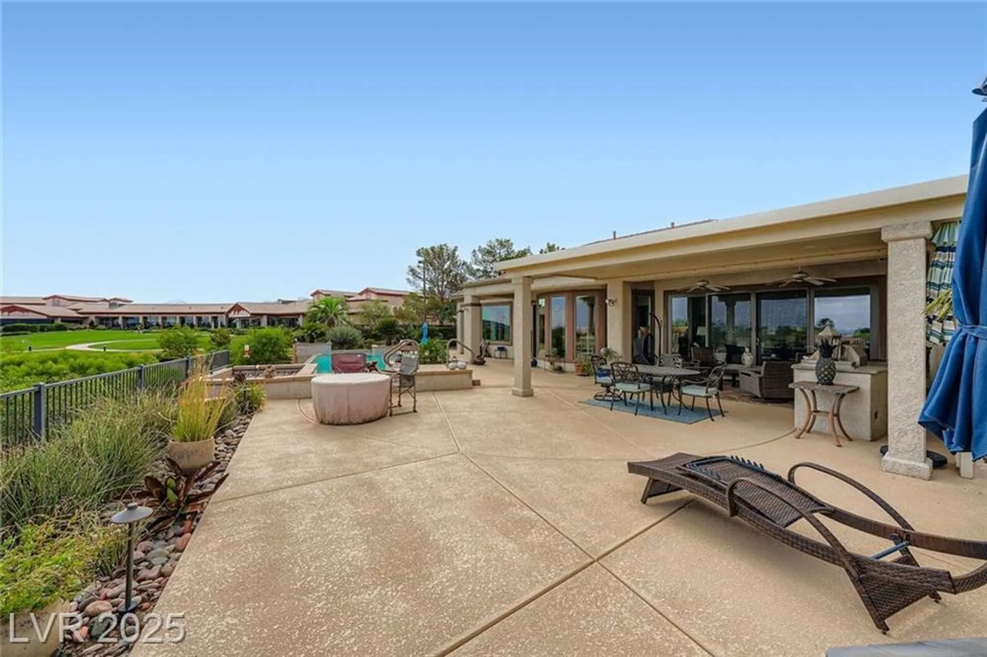 Property Slideshow image 7 of 45 | 2544 forest city dr, Henderson, NV, 89052