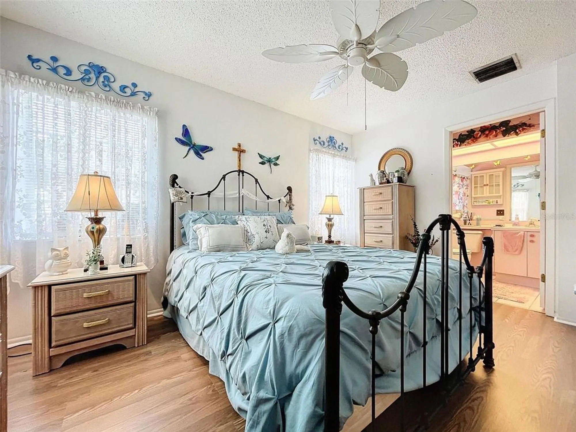 Property Slideshow image 16 of 29 | 4912 enfield ct, New Port Richey, FL, 34655