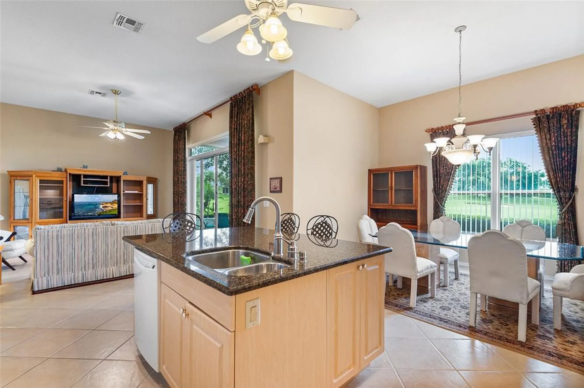 Property Slideshow image 20 of 41 | 2817 falcon rdg, Clermont, FL, 34711