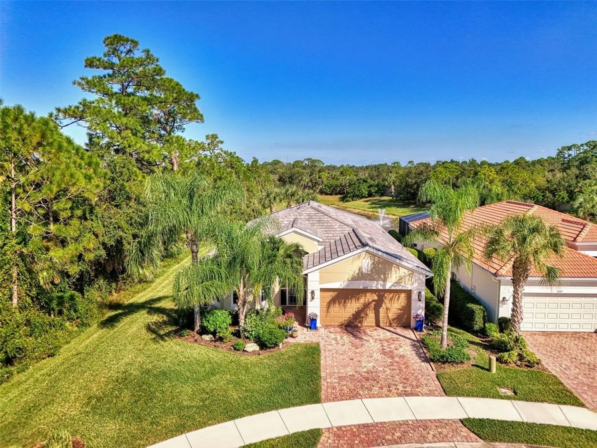 Property Slideshow image 63 of 79 | 6193 abaco dr, Sarasota, FL, 34238