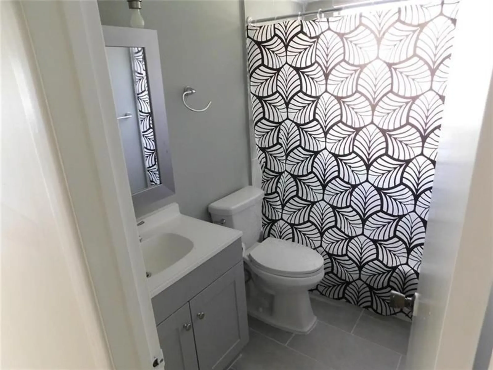 Property Slideshow image 17 of 42 | 333 newport v # 333, Deerfield Beach, FL, 33442