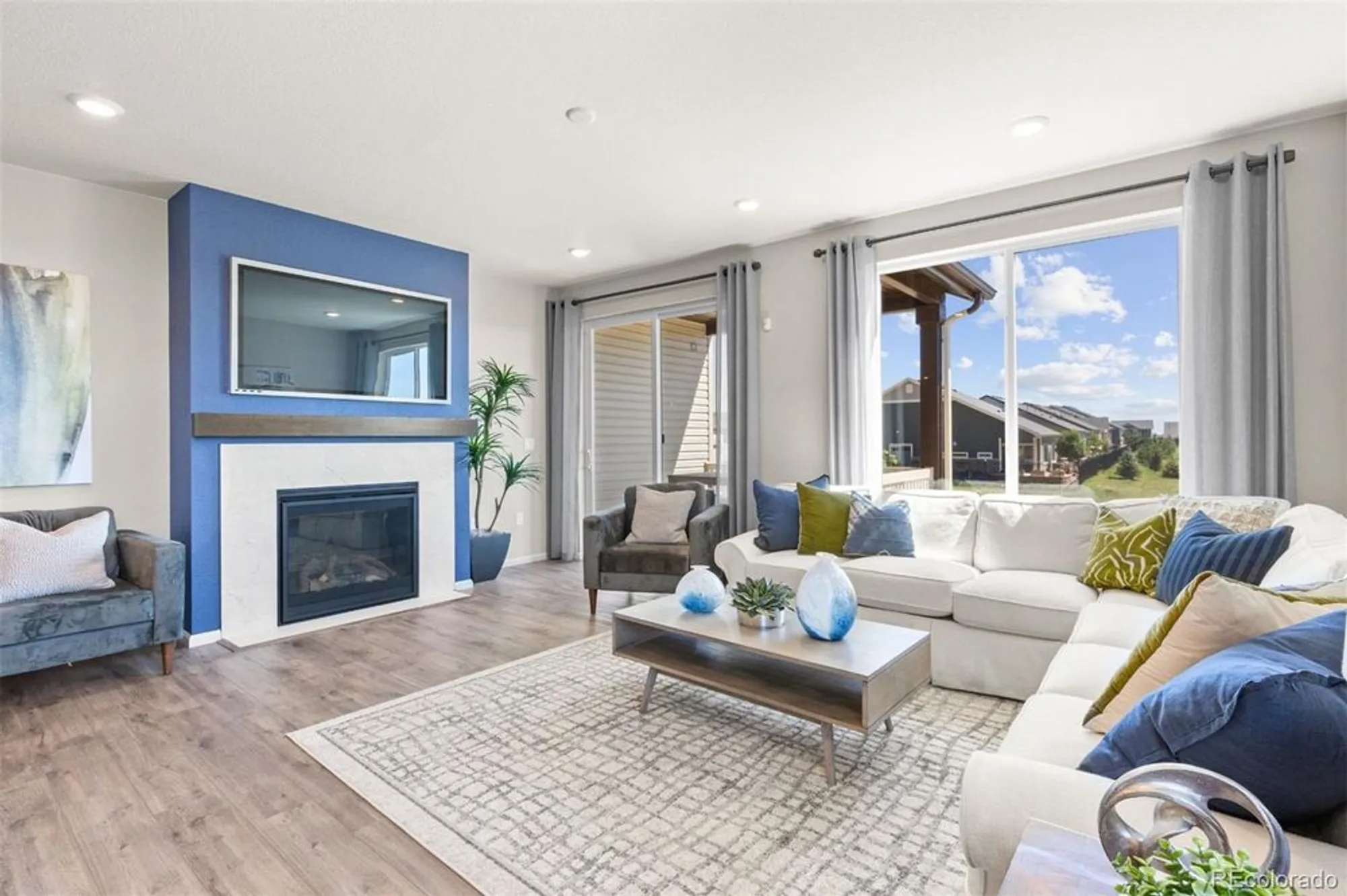 Property Slideshow image 12 of 33 | 22324 e 49th pl, Aurora, CO, 80019