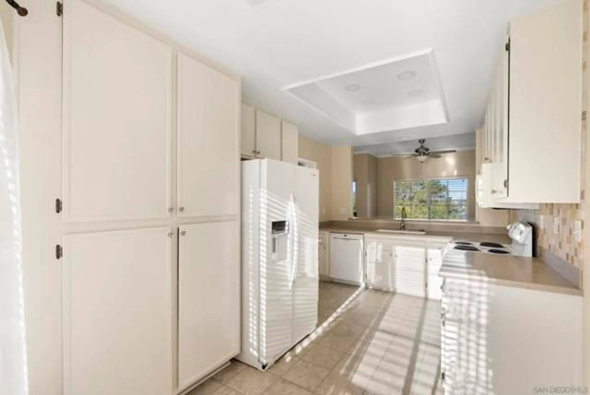 Property Slideshow image 12 of 35 | 1636 via caminar, San Marcos, CA, 92078