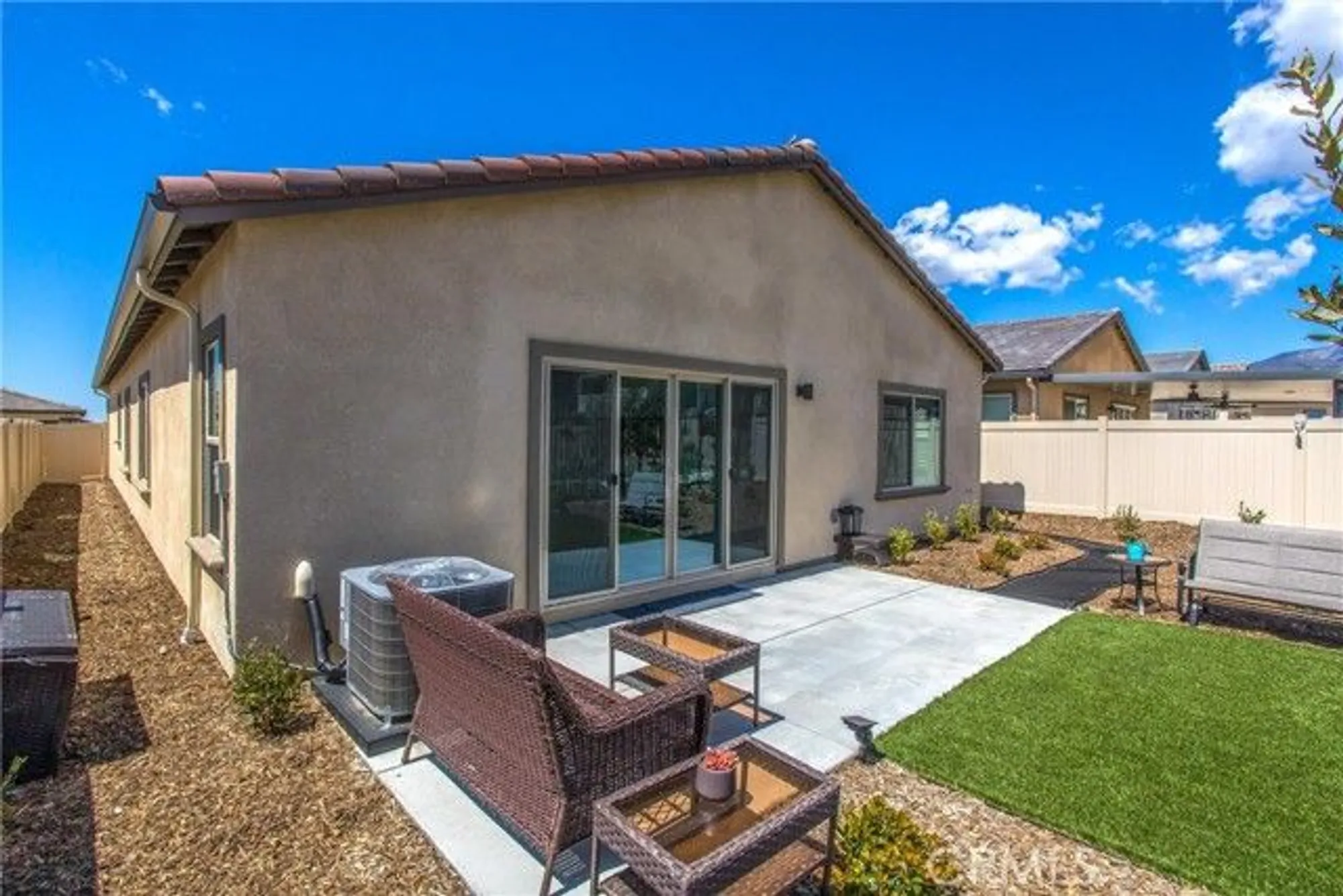 Property Slideshow image 29 of 32 | 1570 lismore ln, Beaumont, CA, 92223