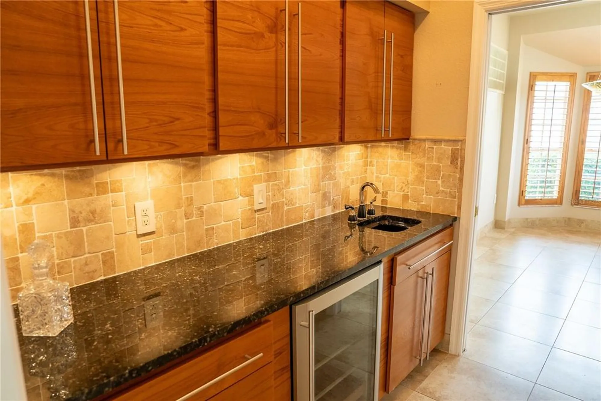 Property Slideshow image 16 of 37 | 326 saint george ct 14, Venice, FL, 34293