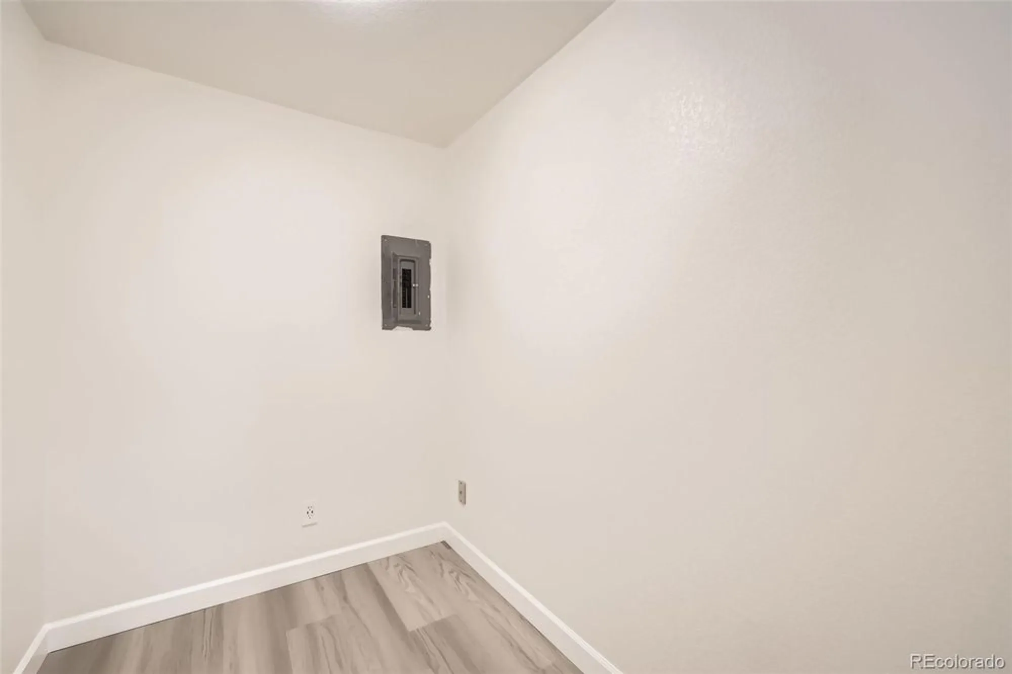 Property Slideshow image 28 of 32 | 9335 e center ave 4b, Denver, CO, 80247