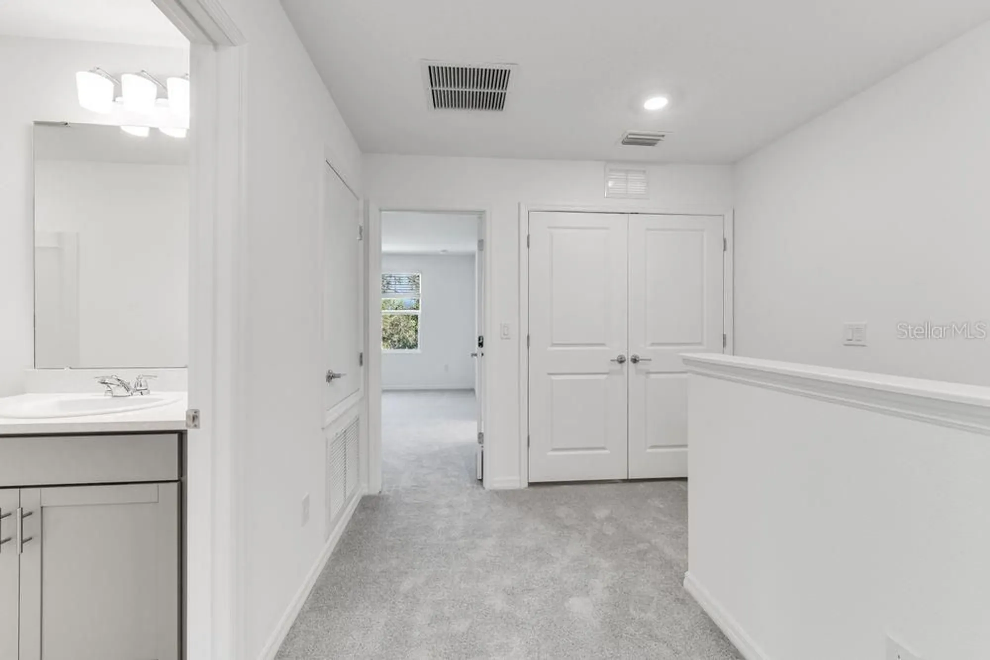 Property Slideshow image 27 of 41 | 15152 cuzcorro ct, Nokomis, FL, 34275