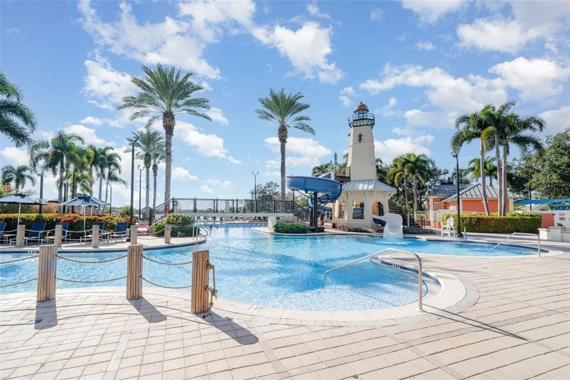 Property Slideshow image 36 of 50 | 302 latitude pl, Apollo Beach, FL, 33572