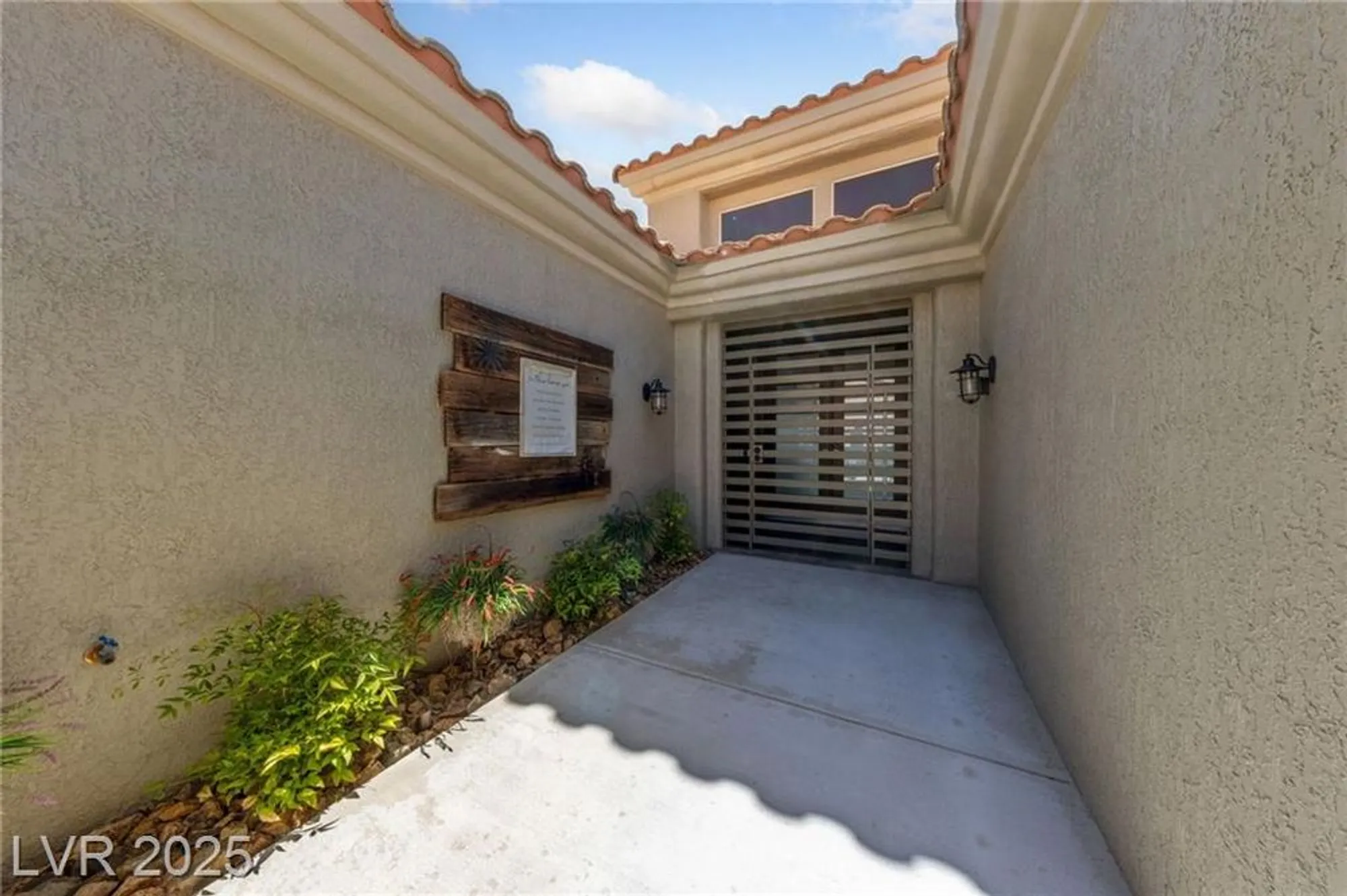 Property Slideshow image 12 of 69 | 2616 faiss dr, Las Vegas, NV, 89134