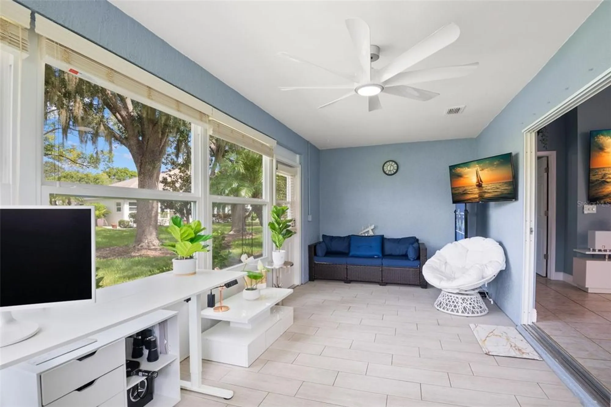 Property Slideshow image 23 of 61 | 713 manchester woods dr, Sun City Center, FL, 33573