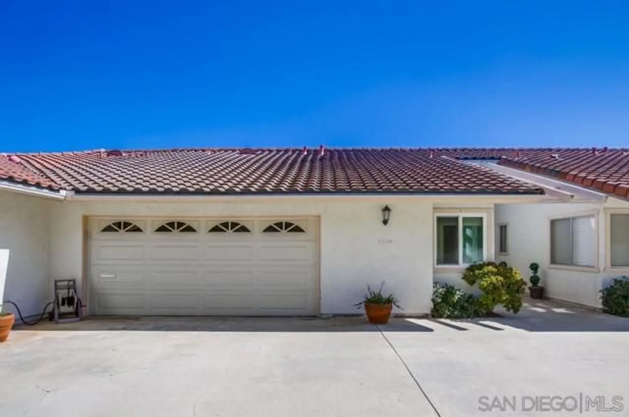 Property Slideshow image 4 of 32 | 1024 la tierra dr, San Marcos, CA, 92078