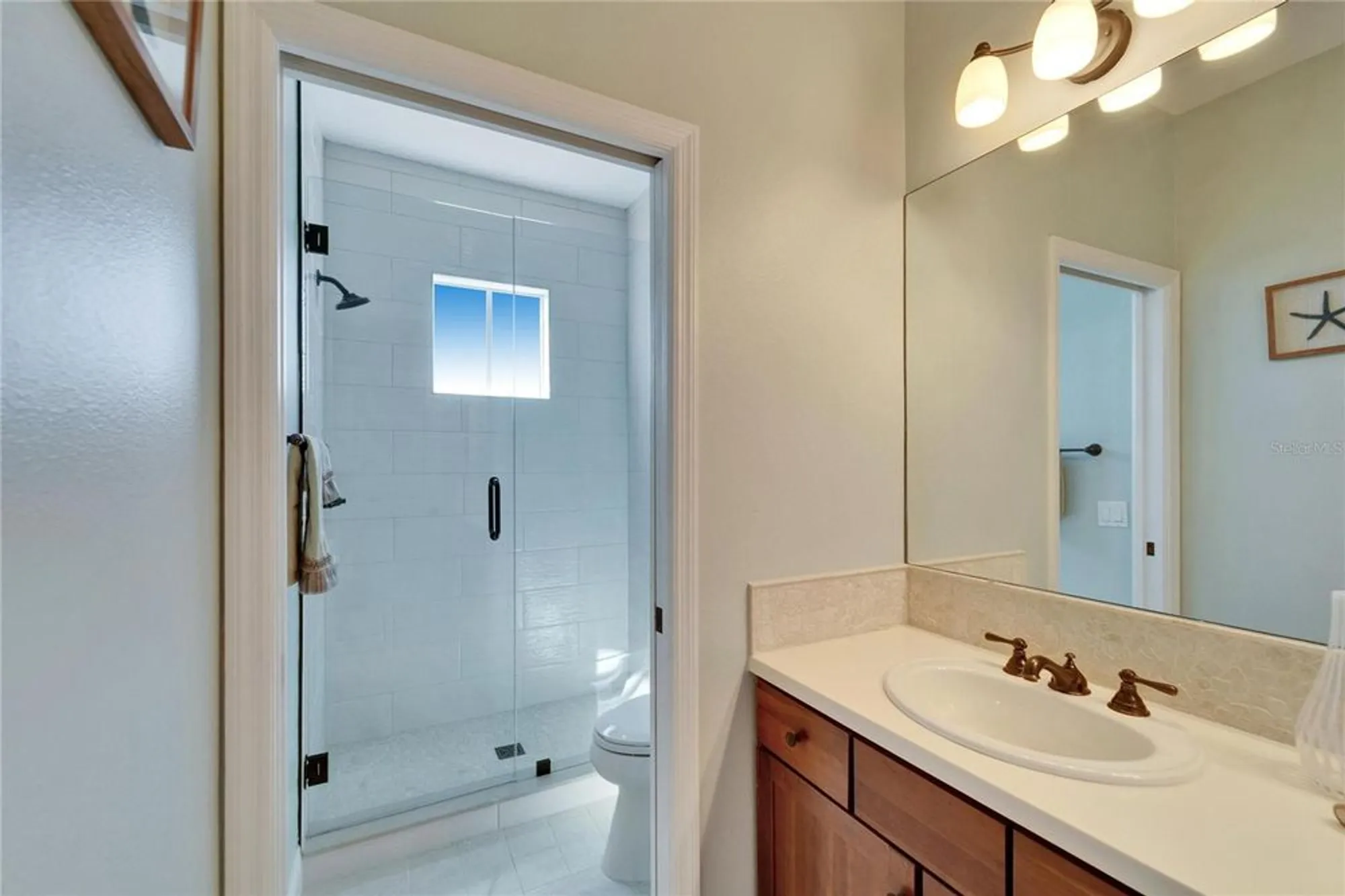 Property Slideshow image 82 of 99 | 5616 seagrass pl, Apollo Beach, FL, 33572