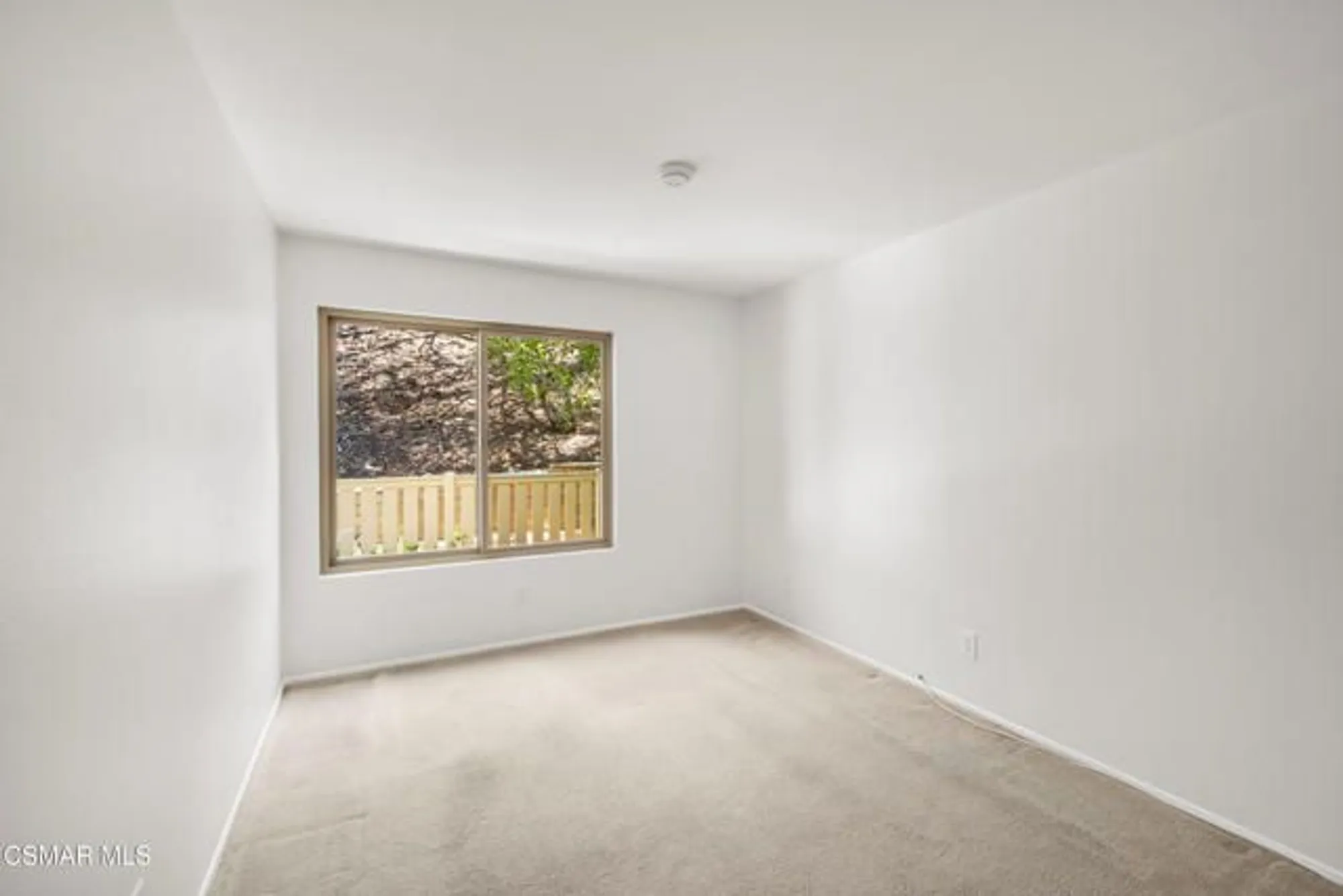 Property Slideshow image 31 of 62 | 224 oakleaf dr 105, Thousand Oaks, CA, 91360