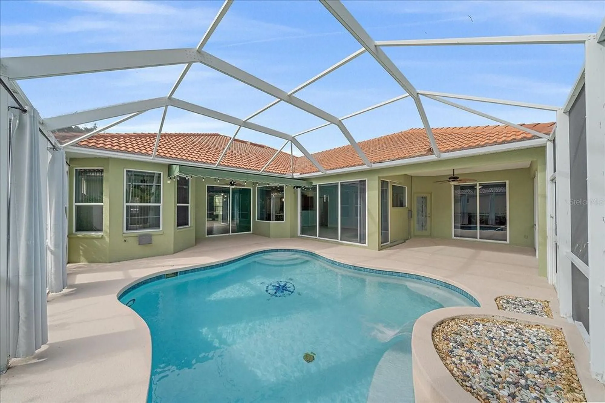 Property Slideshow image 32 of 43 | 6619 pinefeather ct, Bradenton, FL, 34203