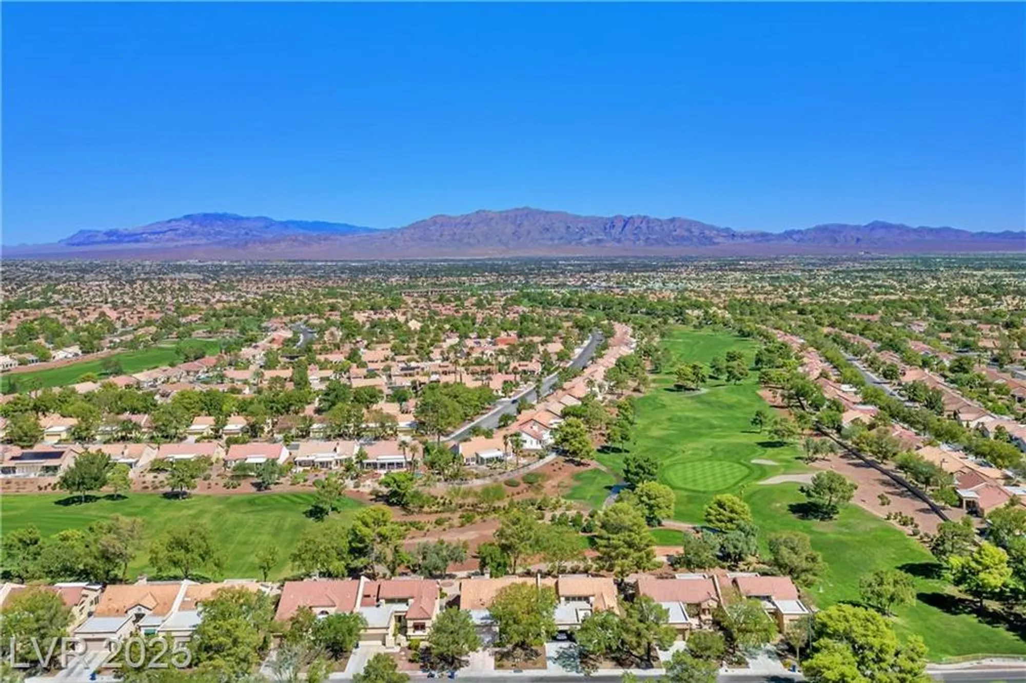 Property Slideshow image 27 of 63 | 9012 sundial dr, Las Vegas, NV, 89134