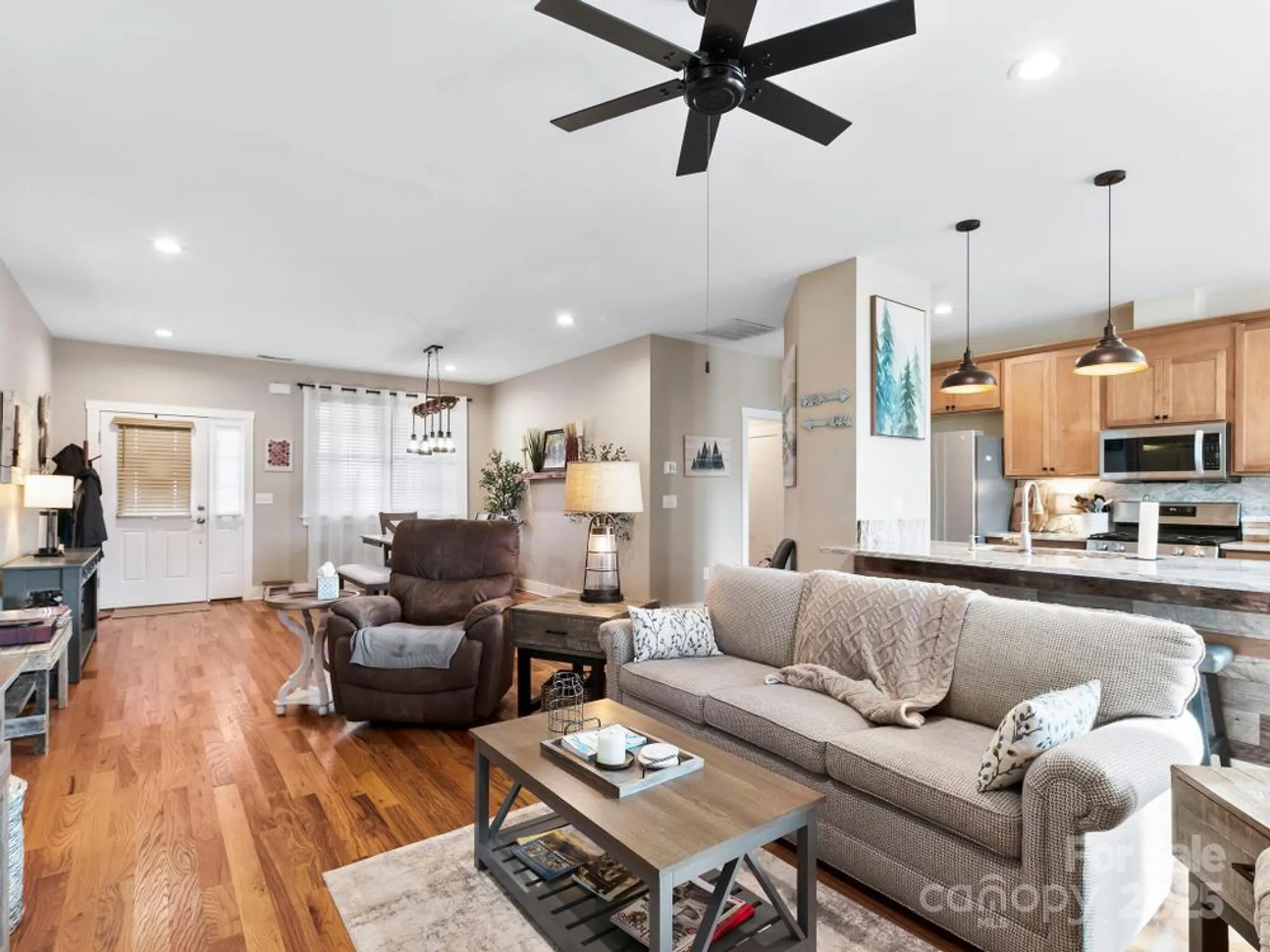 Property Slideshow image 6 of 34 | 371 beechnut dr, Hendersonville, NC, 28739