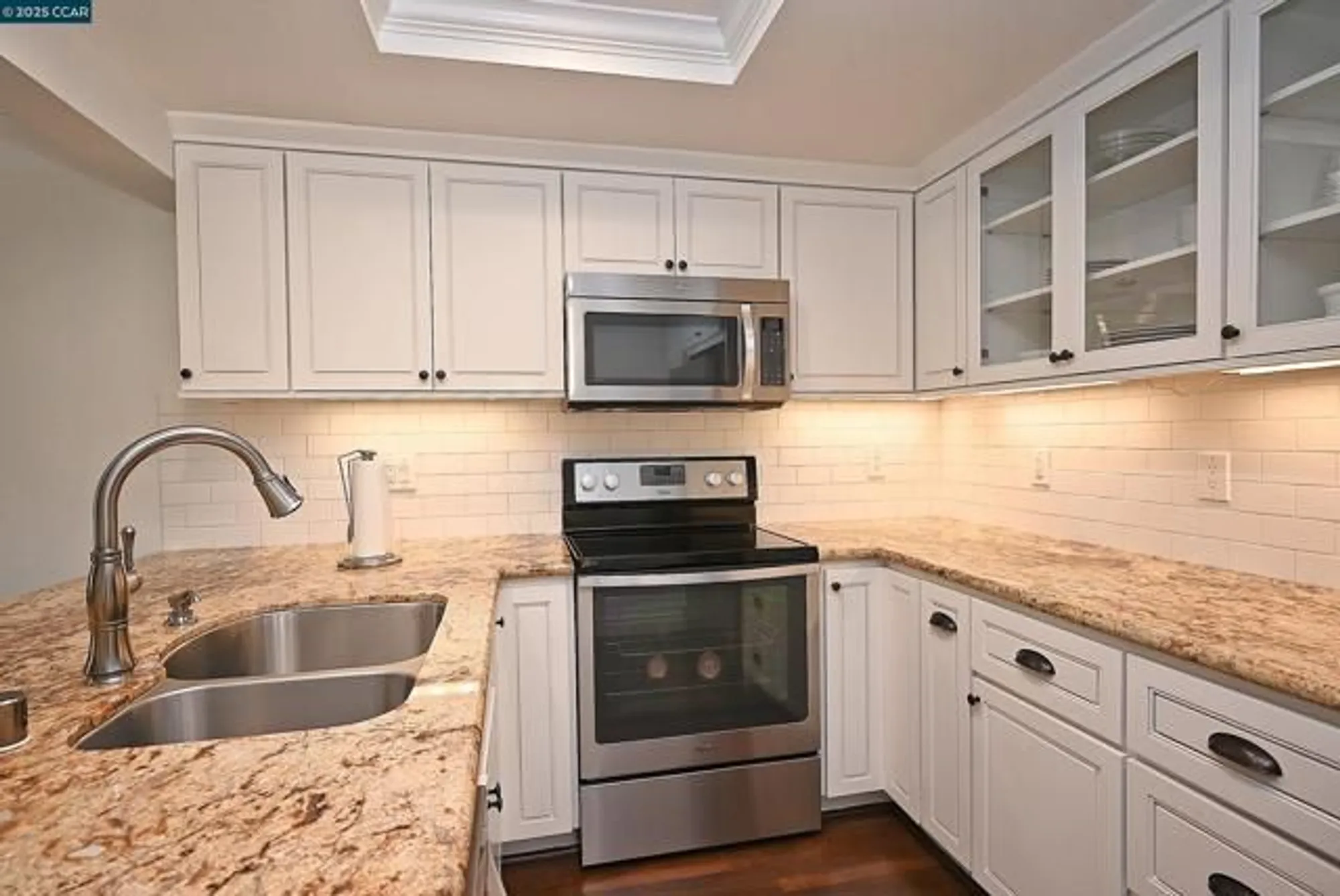 Property Slideshow image 18 of 60 | 1332 canyonwood ct apt 2, Walnut Creek, CA, 94595