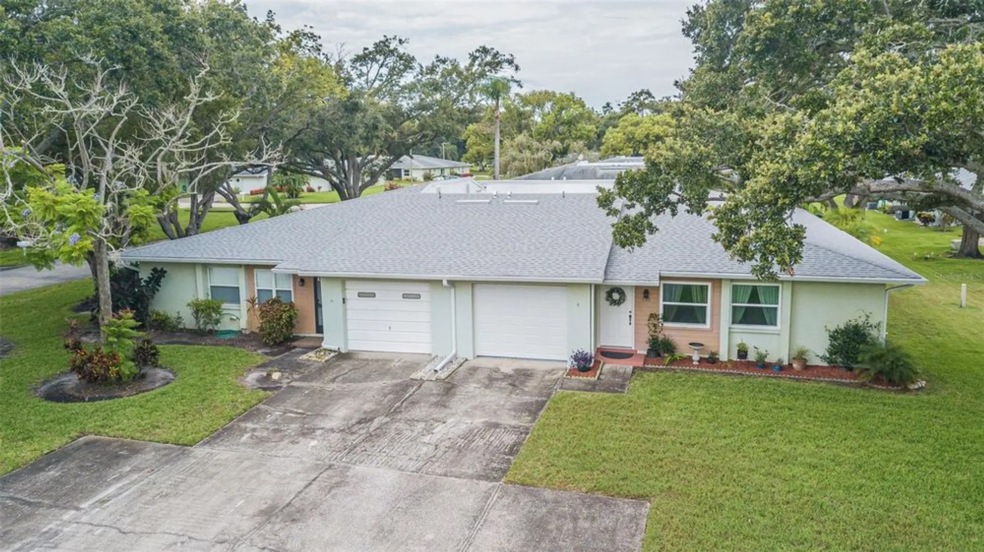 Property Slideshow image 25 of 32 | 1130 orange tree cir c, Palm Harbor, FL, 34684