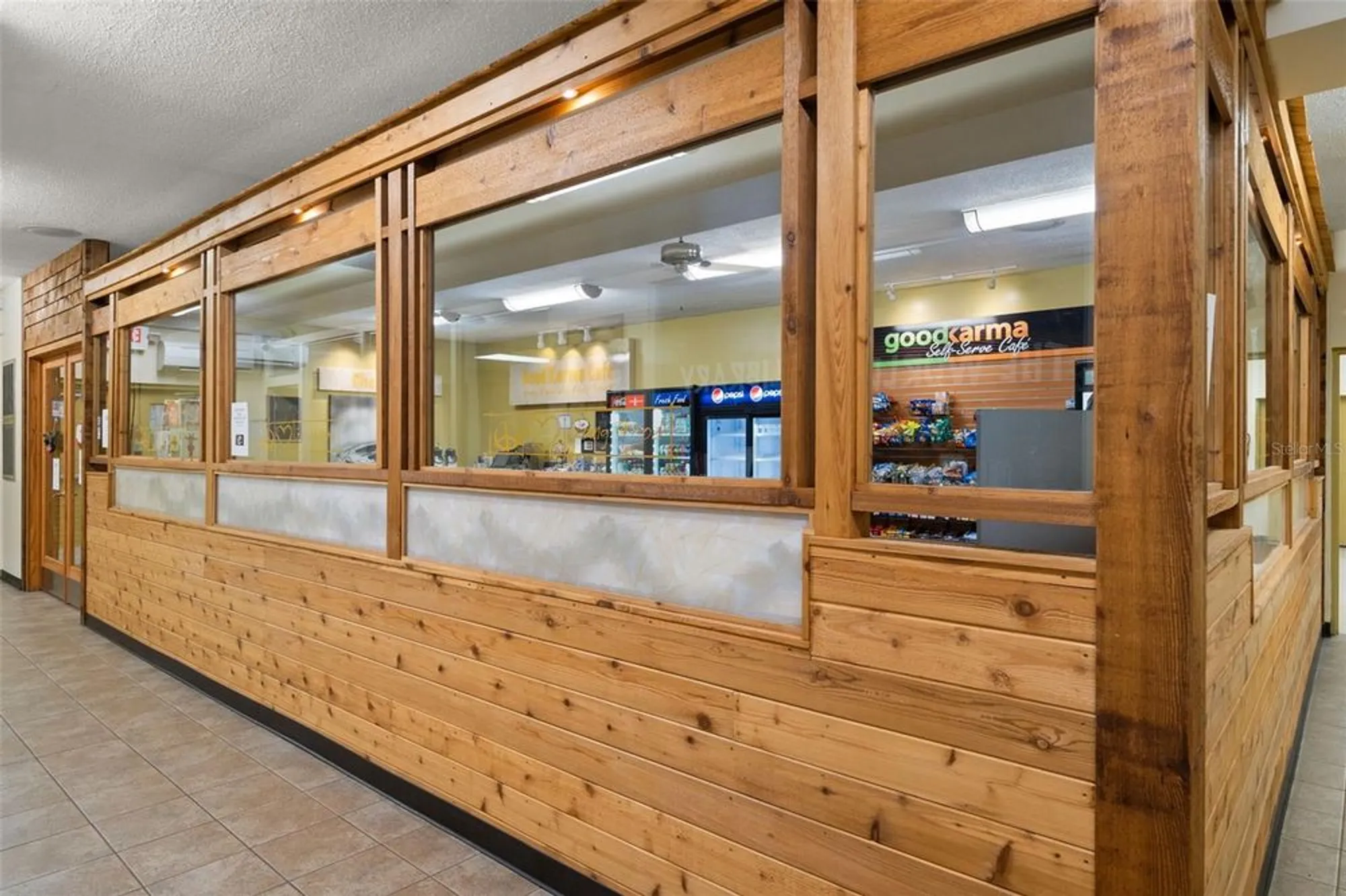 Property Slideshow image 31 of 41 | 2331 finlandia ln apt 53, Clearwater, FL, 33763