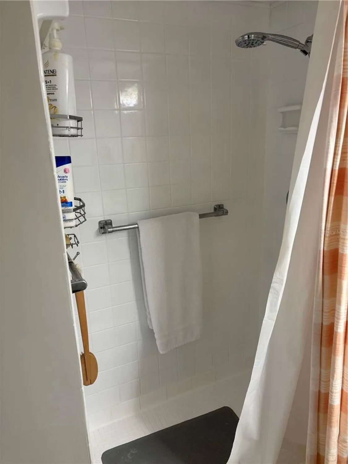 Property Slideshow image 17 of 41 | 7540 bay island dr 251, South Pasadena, FL, 33707