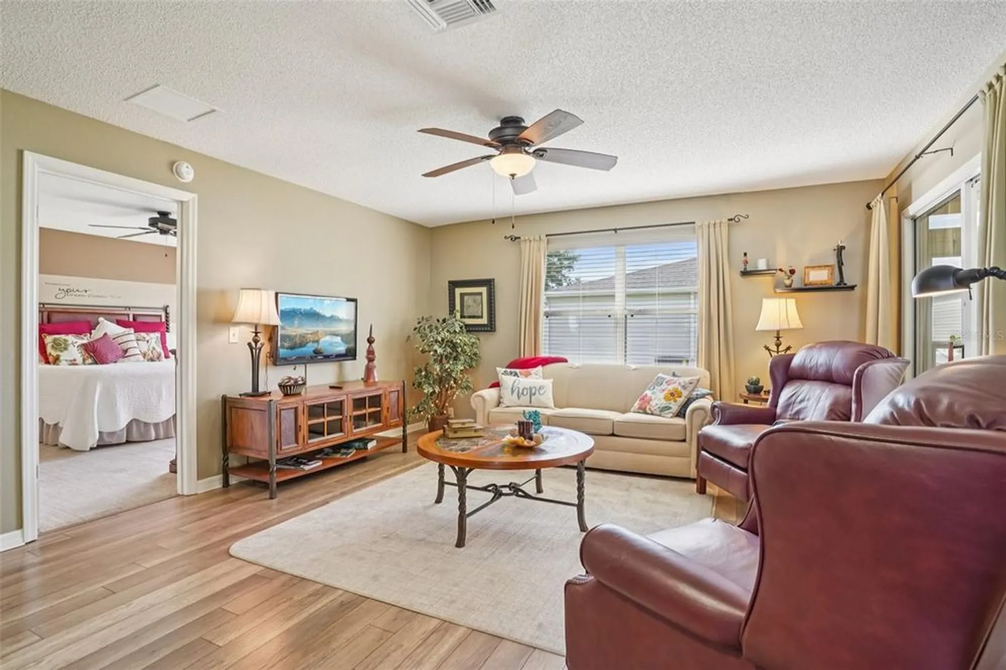 Property Slideshow image 8 of 47 | 2543 raintree dr, The Villages, FL, 32162