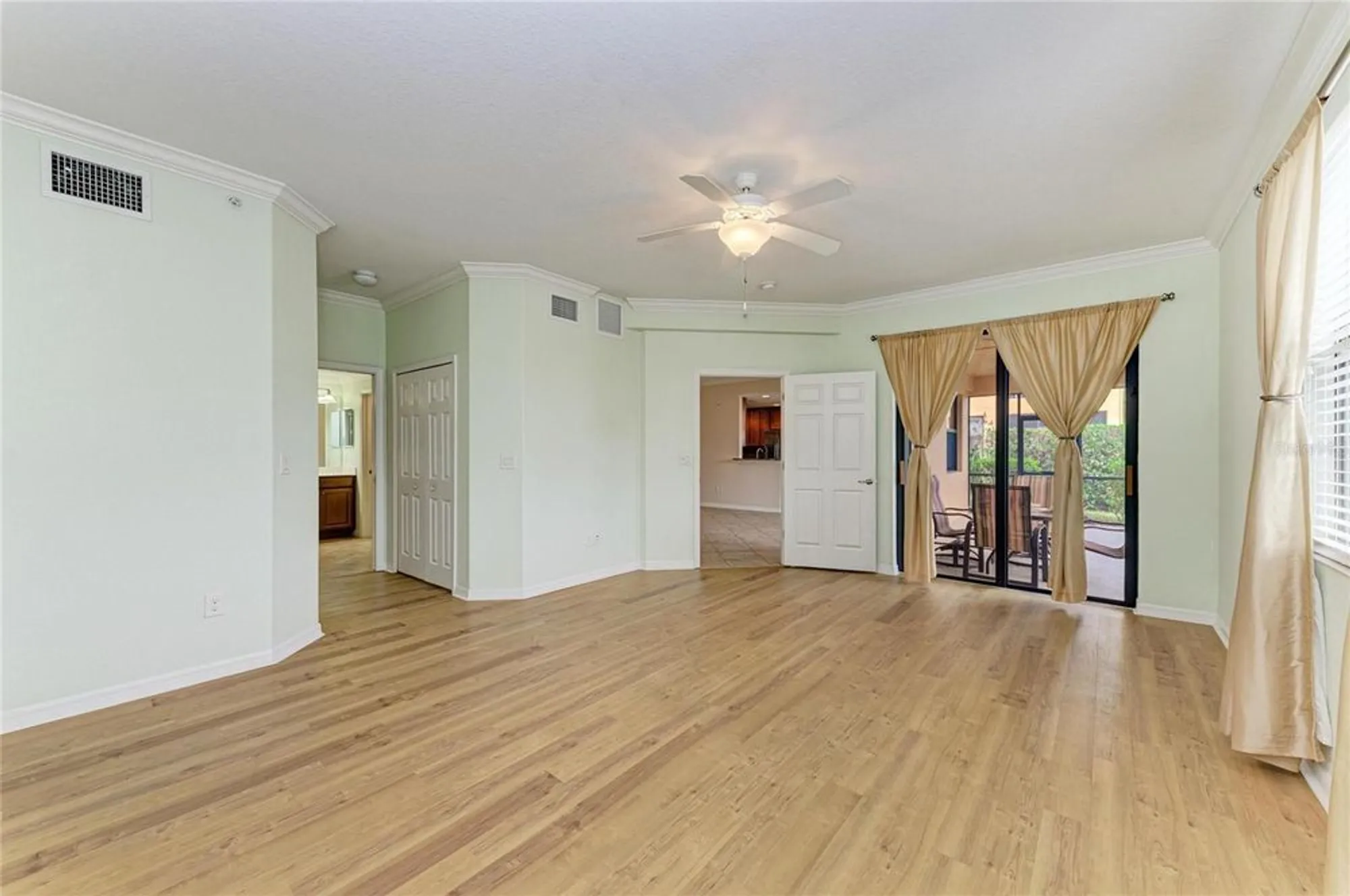 Property Slideshow image 28 of 76 | 7107 grand estuary trl 101, Bradenton, FL, 34212