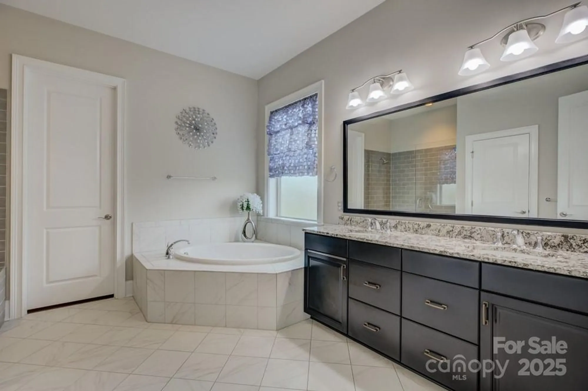 Property Slideshow image 20 of 48 | 14503 crest ct, Charlotte, NC, 28278