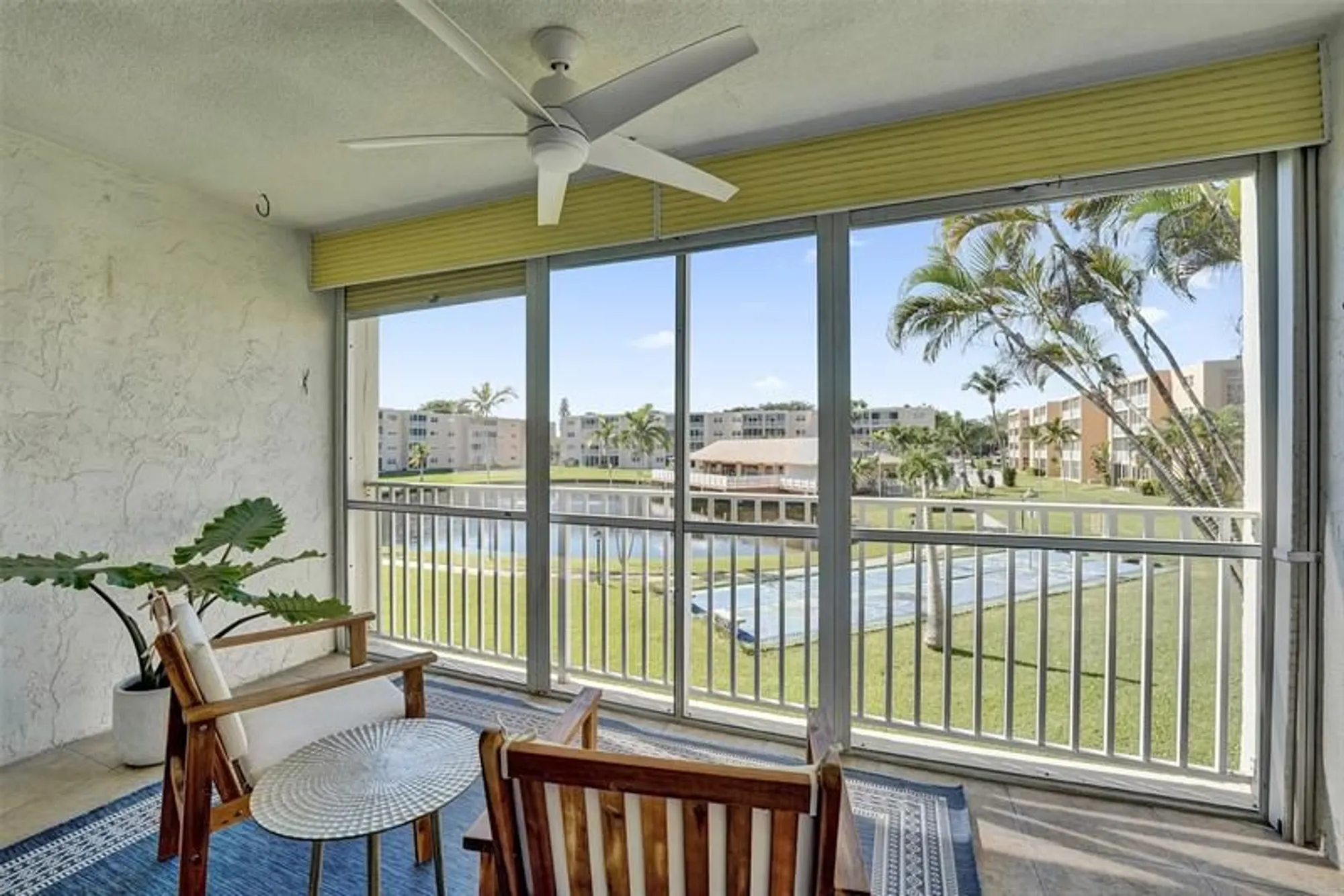 Property Slideshow image 5 of 24 | 1024 se 3rd ave apt 207, Dania Beach, FL, 33004