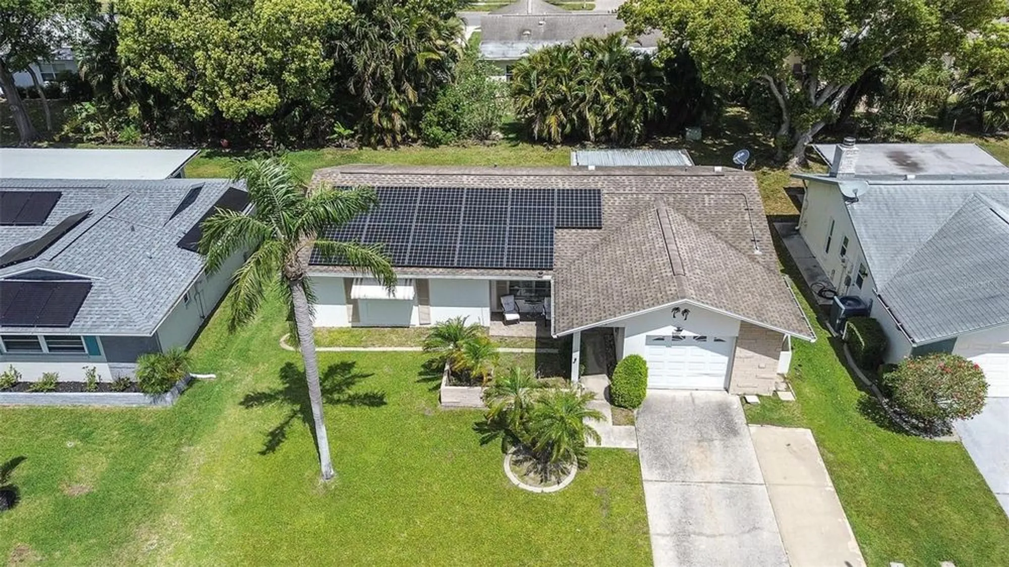 Property Slideshow image 28 of 36 | 2955 briar cliff dr, Palm Harbor, FL, 34684