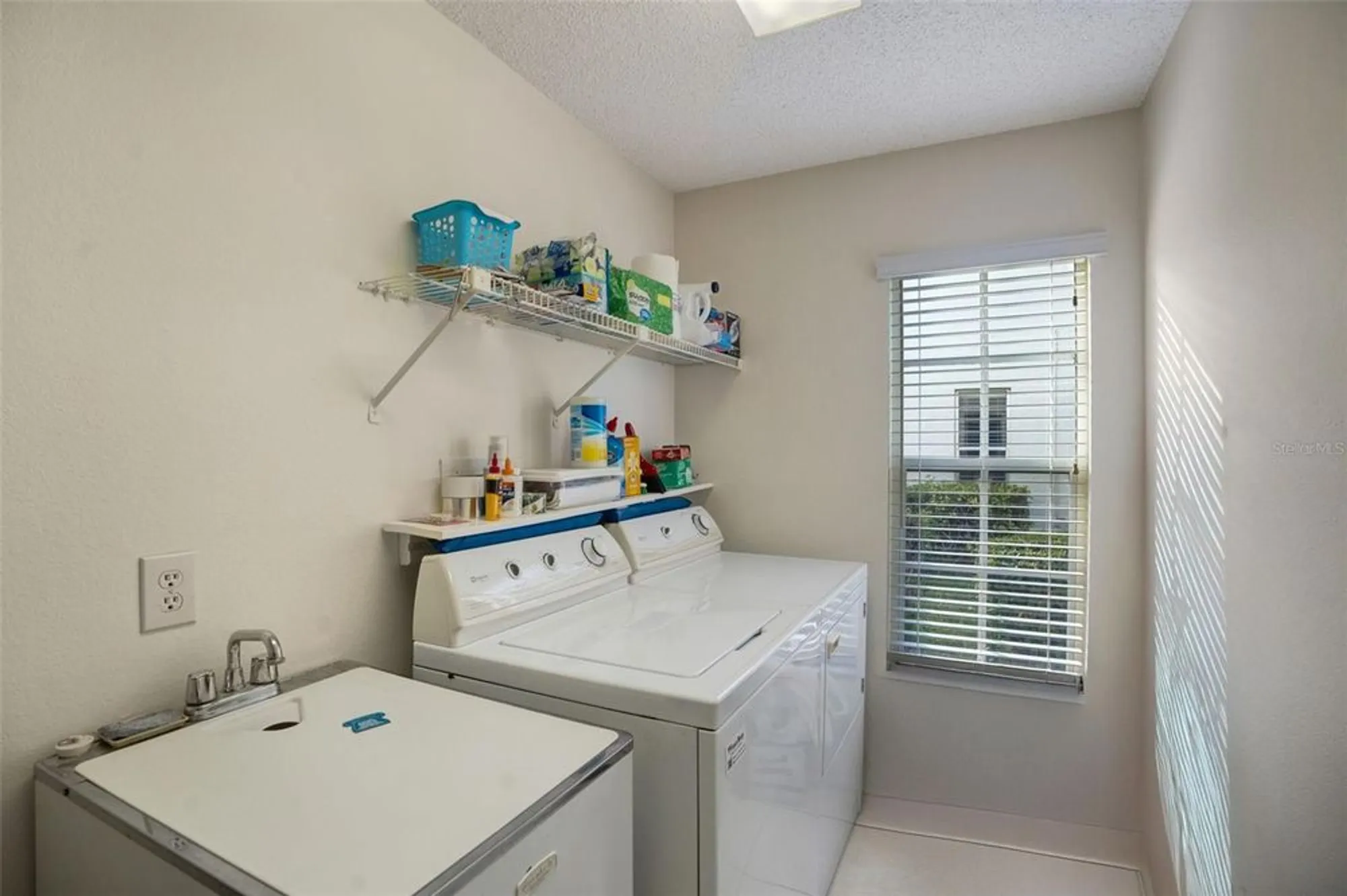 Property Slideshow image 21 of 23 | 4217 oakhurst cir 3023, Sarasota, FL, 34233