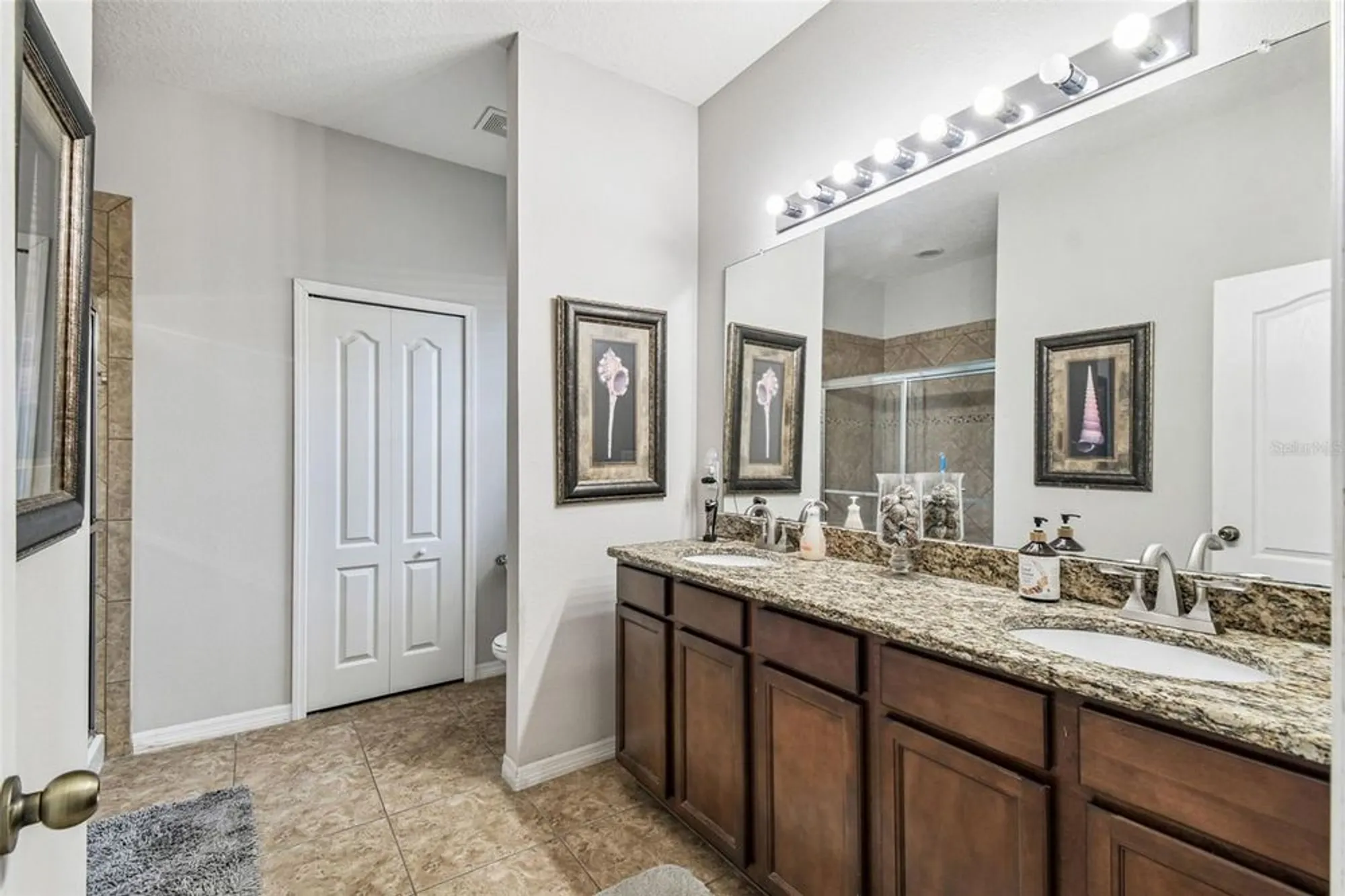 Property Slideshow image 32 of 91 | 11150 paradise point way, New Port Richey, FL, 34654