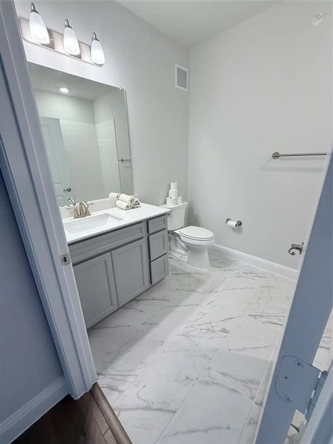Property Slideshow image 16 of 31 | 651 n watters rd apt 4402, Allen, TX, 75013