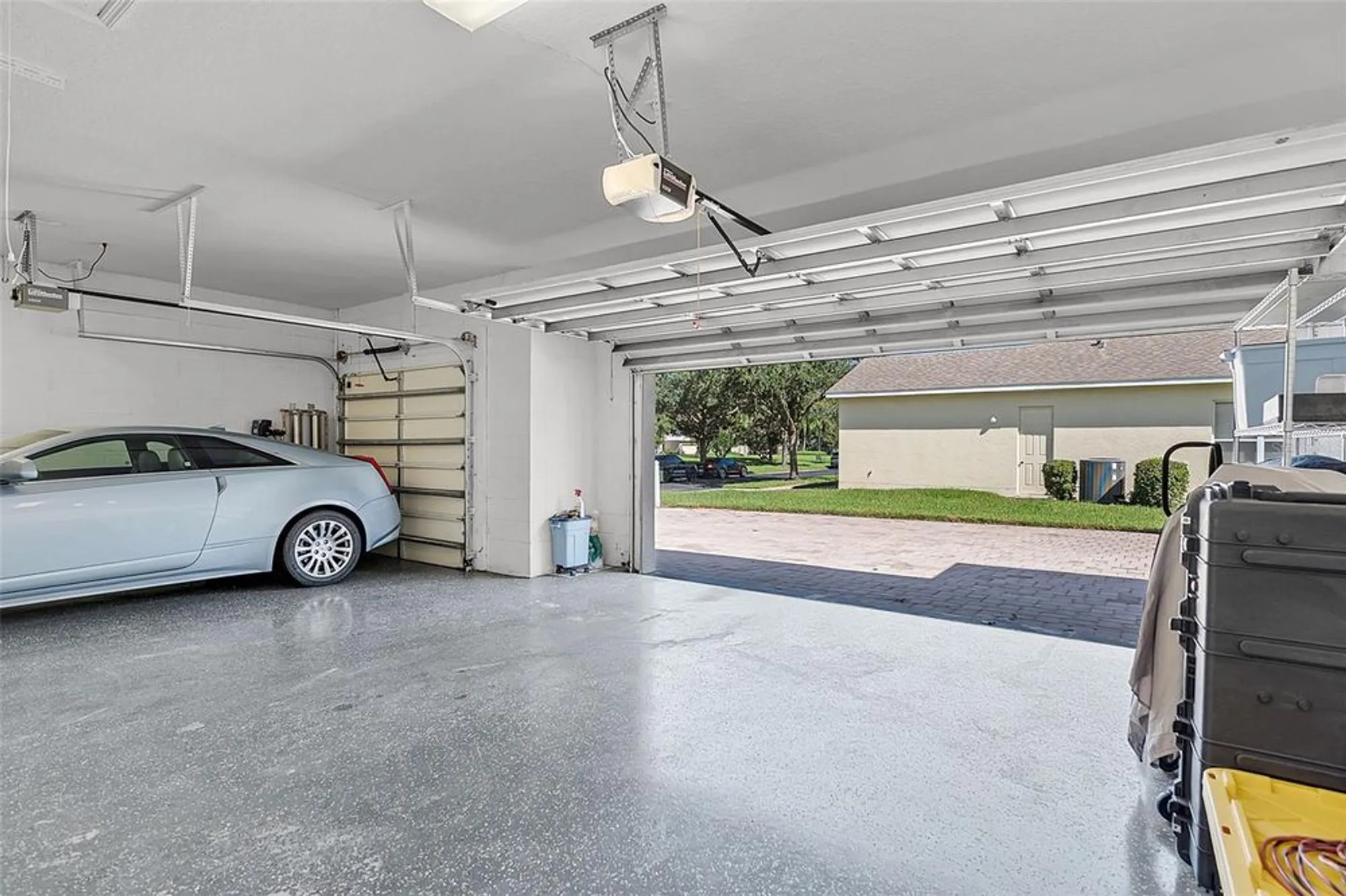 Property Slideshow image 39 of 89 | 917 shorehaven dr, Poinciana, FL, 34759