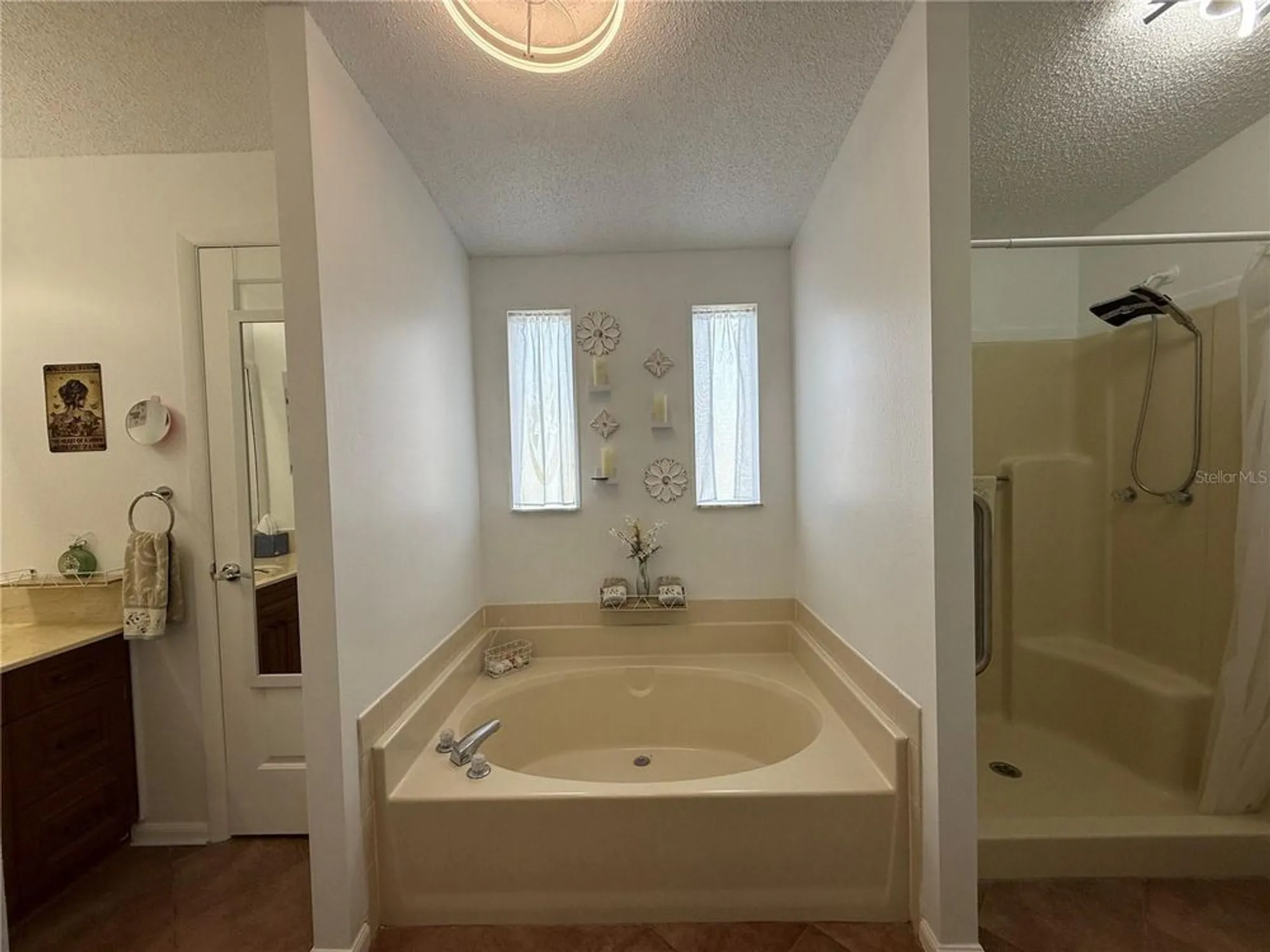 Property Slideshow image 27 of 38 | 1612 cog hill dr, Lady Lake, FL, 32159